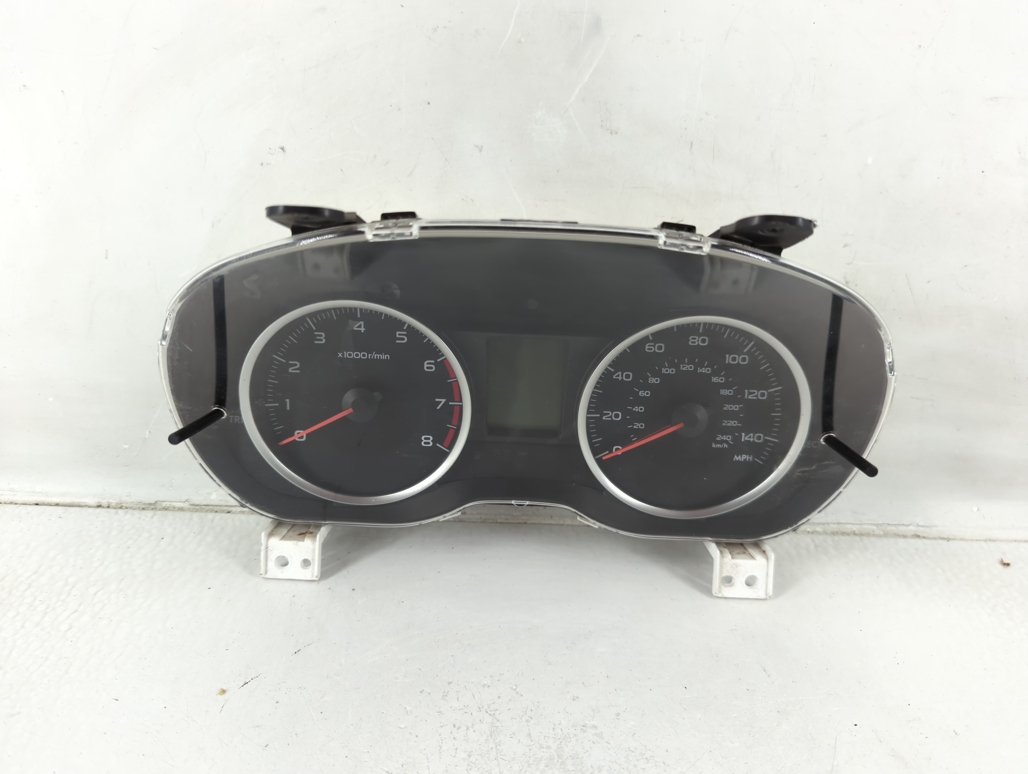2015-2015 Subaru Forester Speedometer Instrument Cluster Gauges 1172059 - Oemusedautoparts1.com
