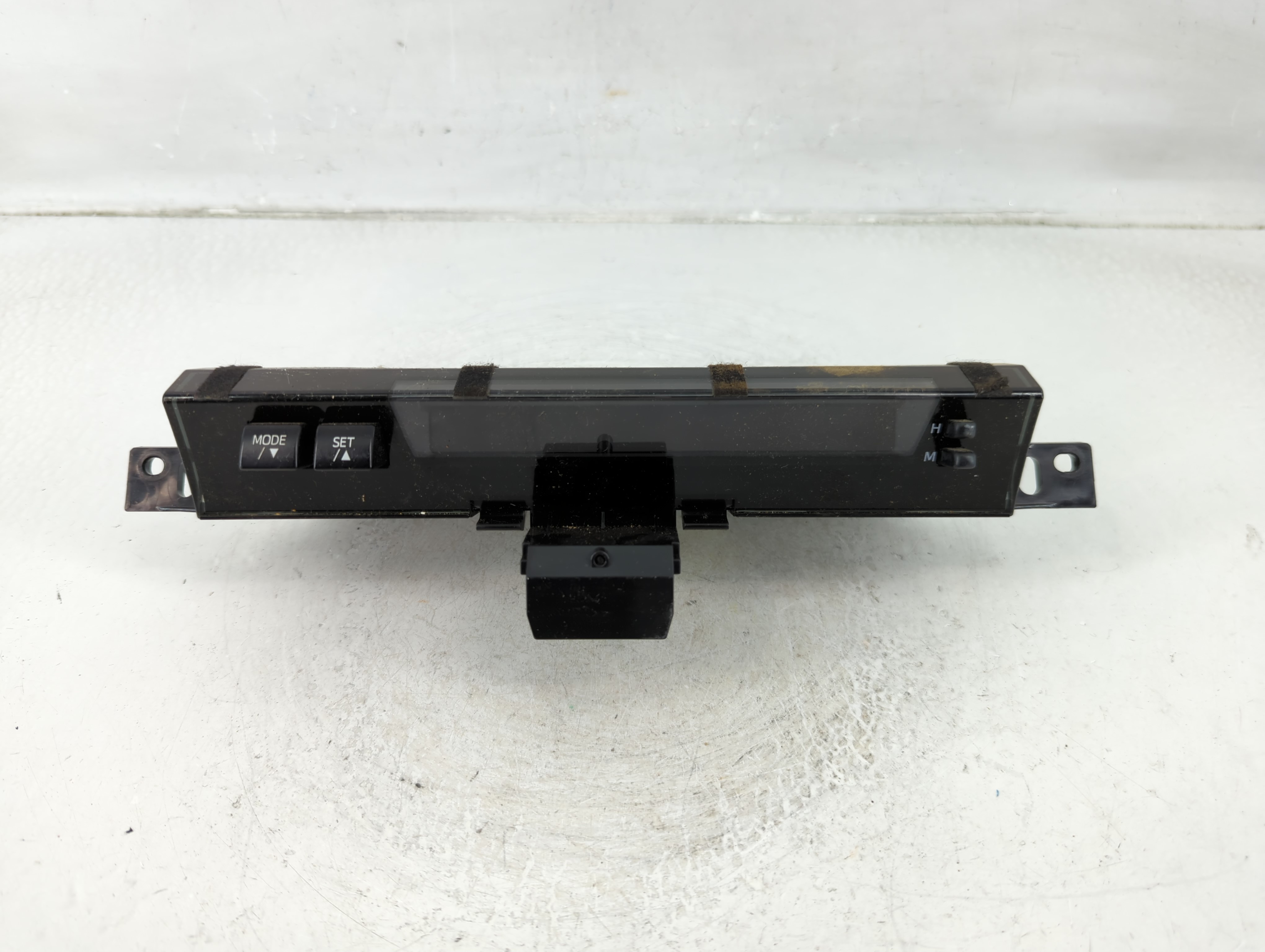 2011 Toyota 4runner Digitial Dash Clock 1172184 - Oemusedautoparts1.com