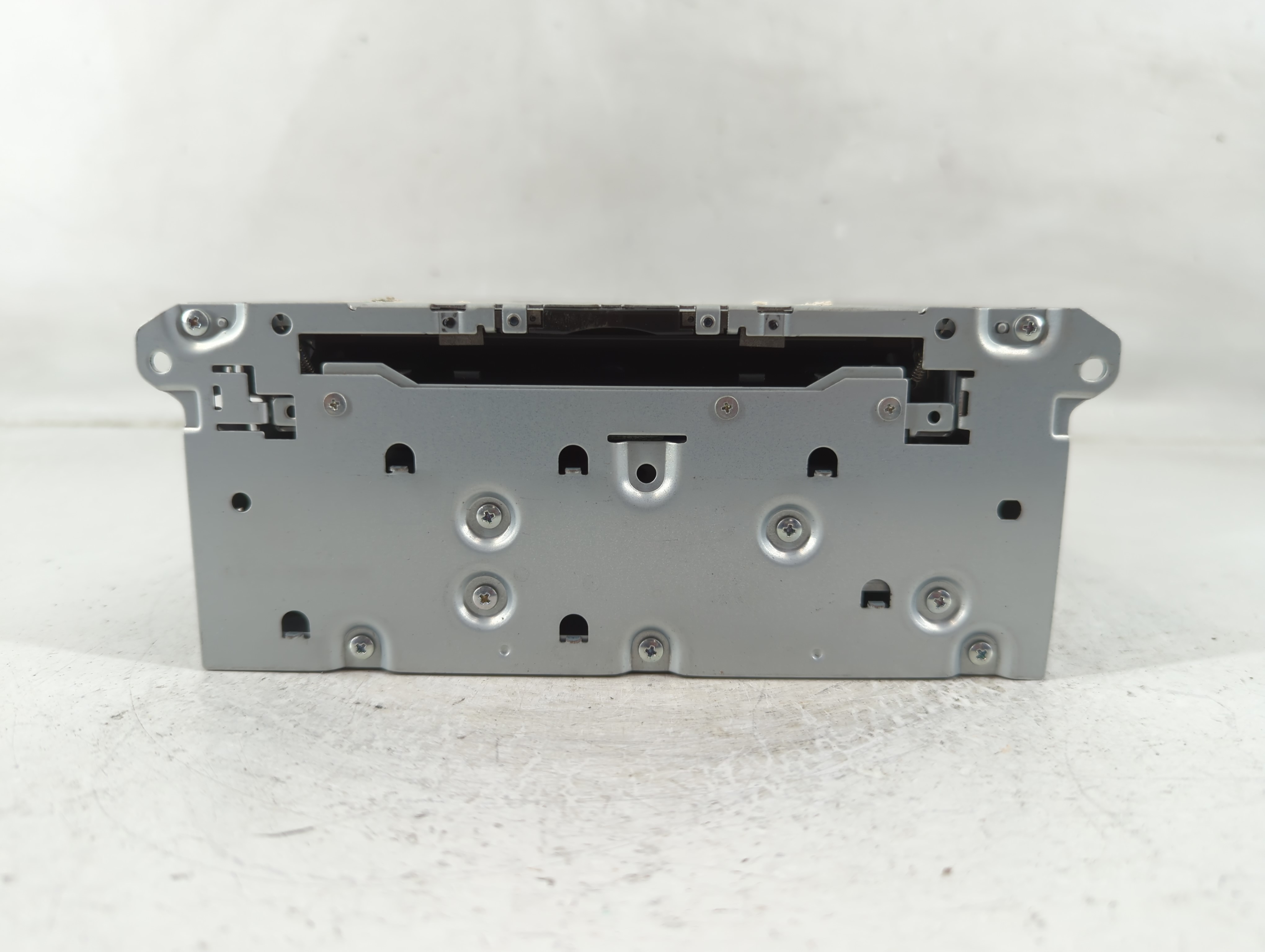 2014-2018 Infiniti Q50 Am Fm Cd Player Radio Receiver 1172233 - Oemusedautoparts1.com