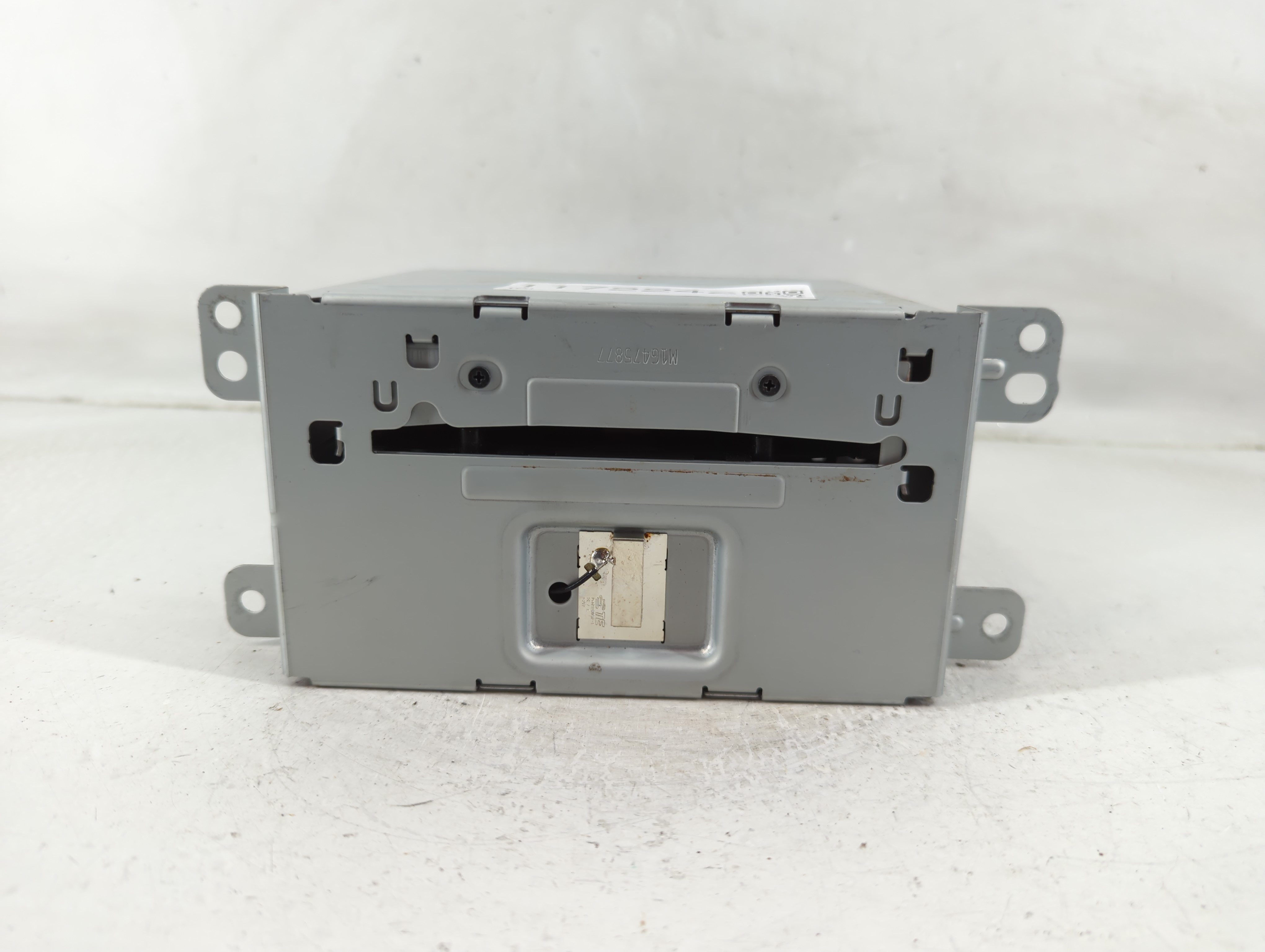 Picture of 2016 Chevrolet Malibu Limited Am Fm Cd Player Radio Receiver 1172242