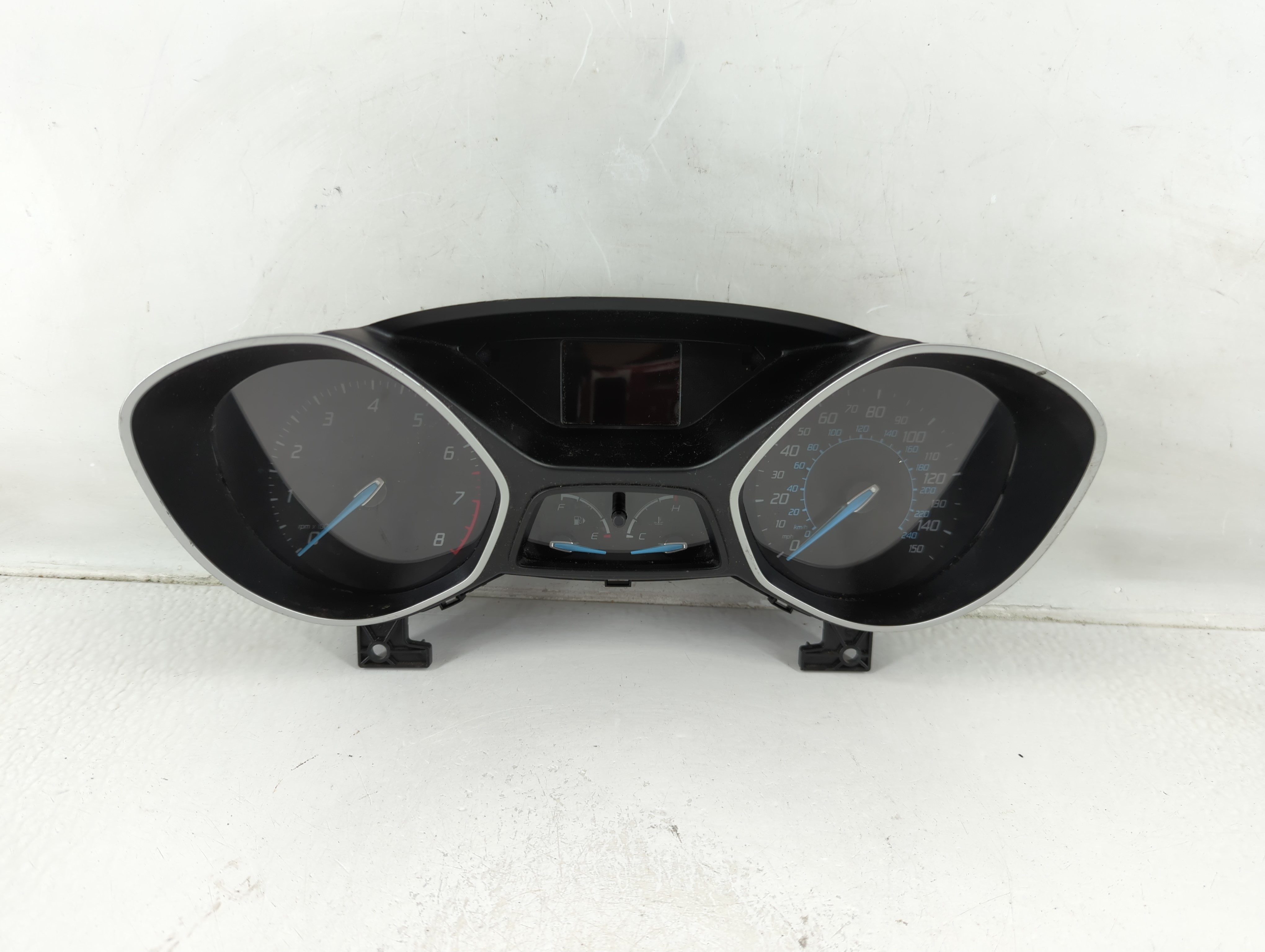 2012-2012 Ford Focus Speedometer Instrument Cluster Gauges Cm5t-10849-sl 1172253 - Oemusedautoparts1.com