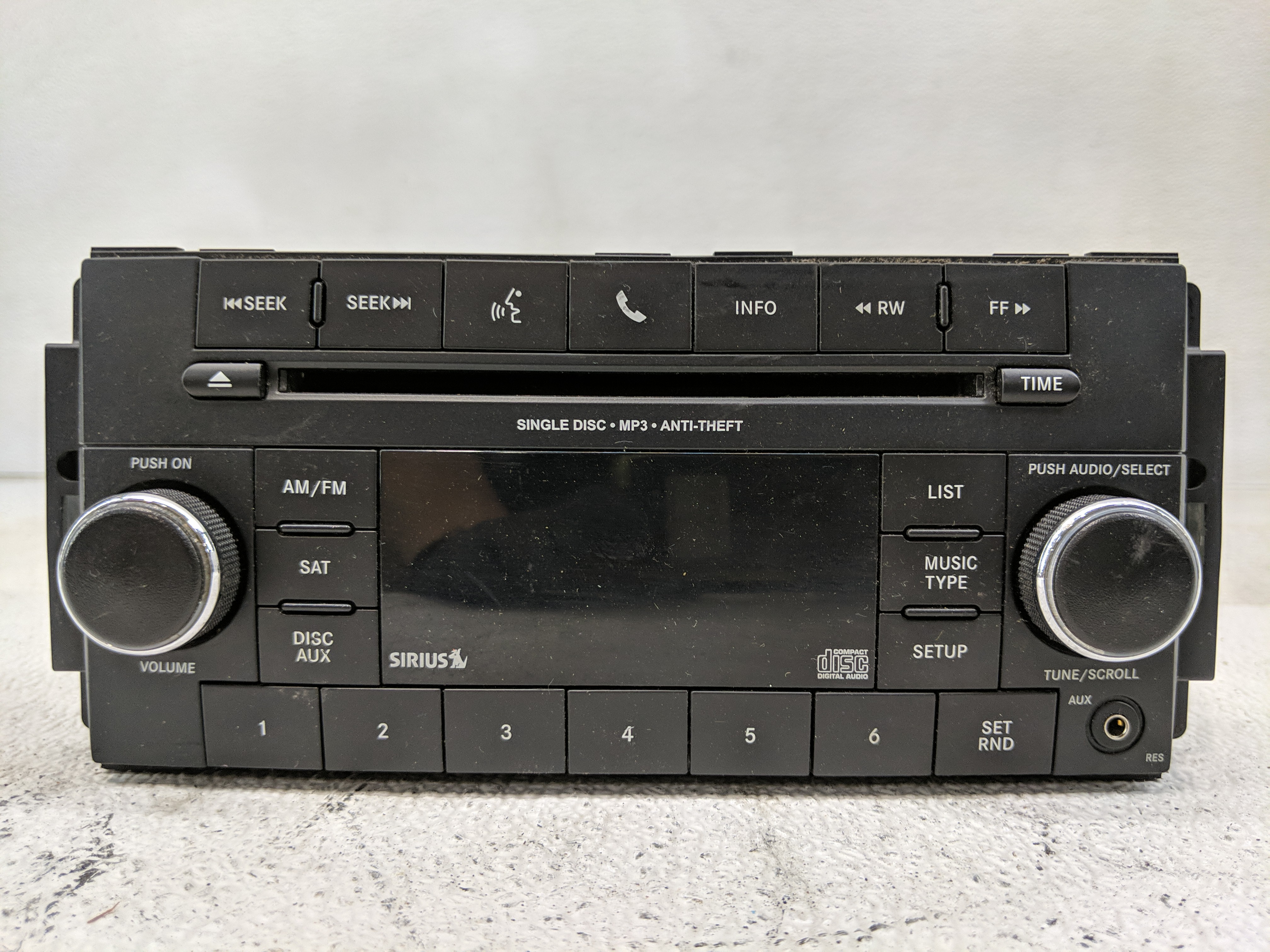 2013-2014 Dodge Avenger Am Fm Cd Player Radio Receiver 1172270 - Oemusedautoparts1.com