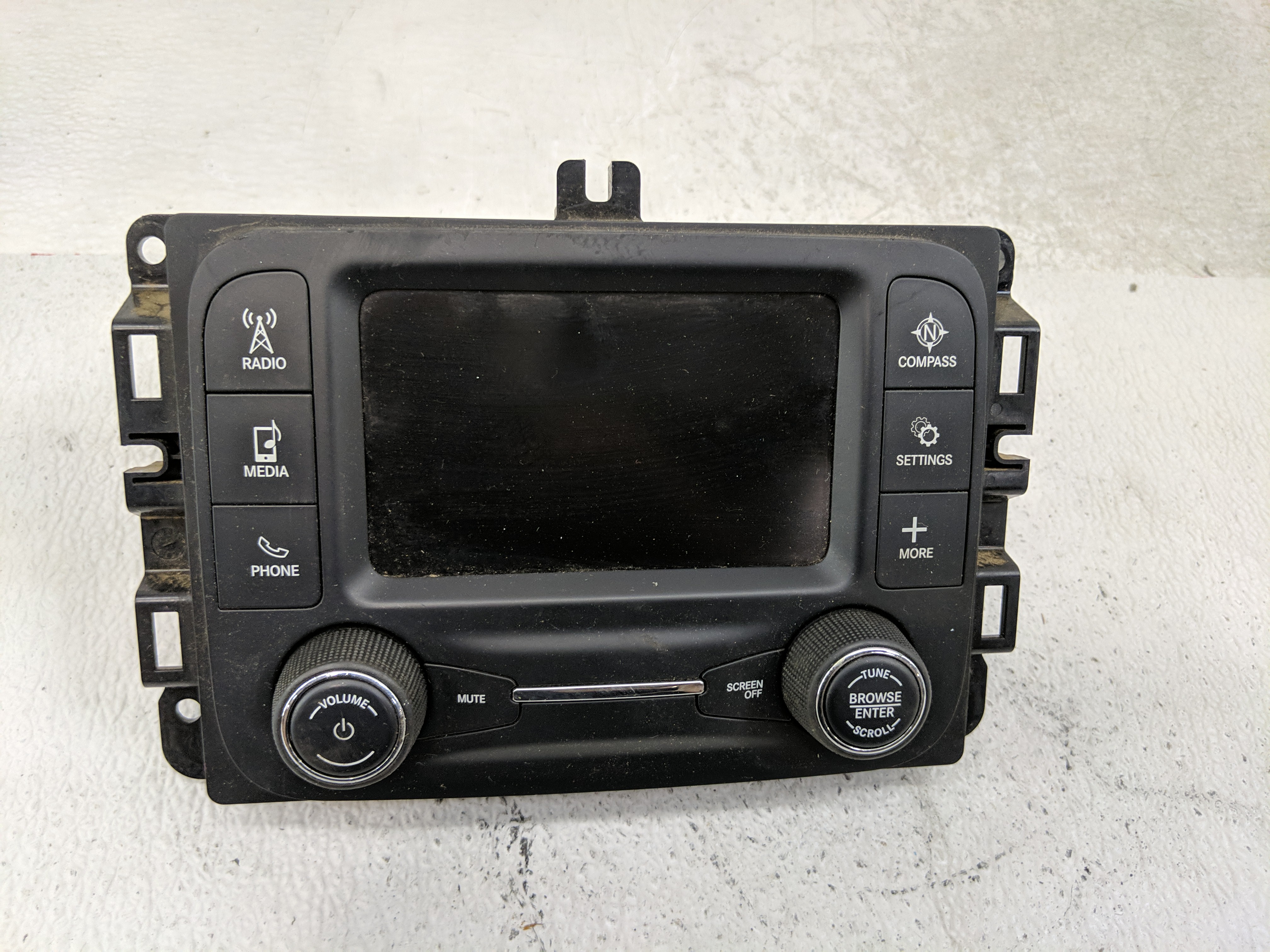 2018 Jeep Compass Am Fm Cd Player Radio Receiver 1172273 - Oemusedautoparts1.com
