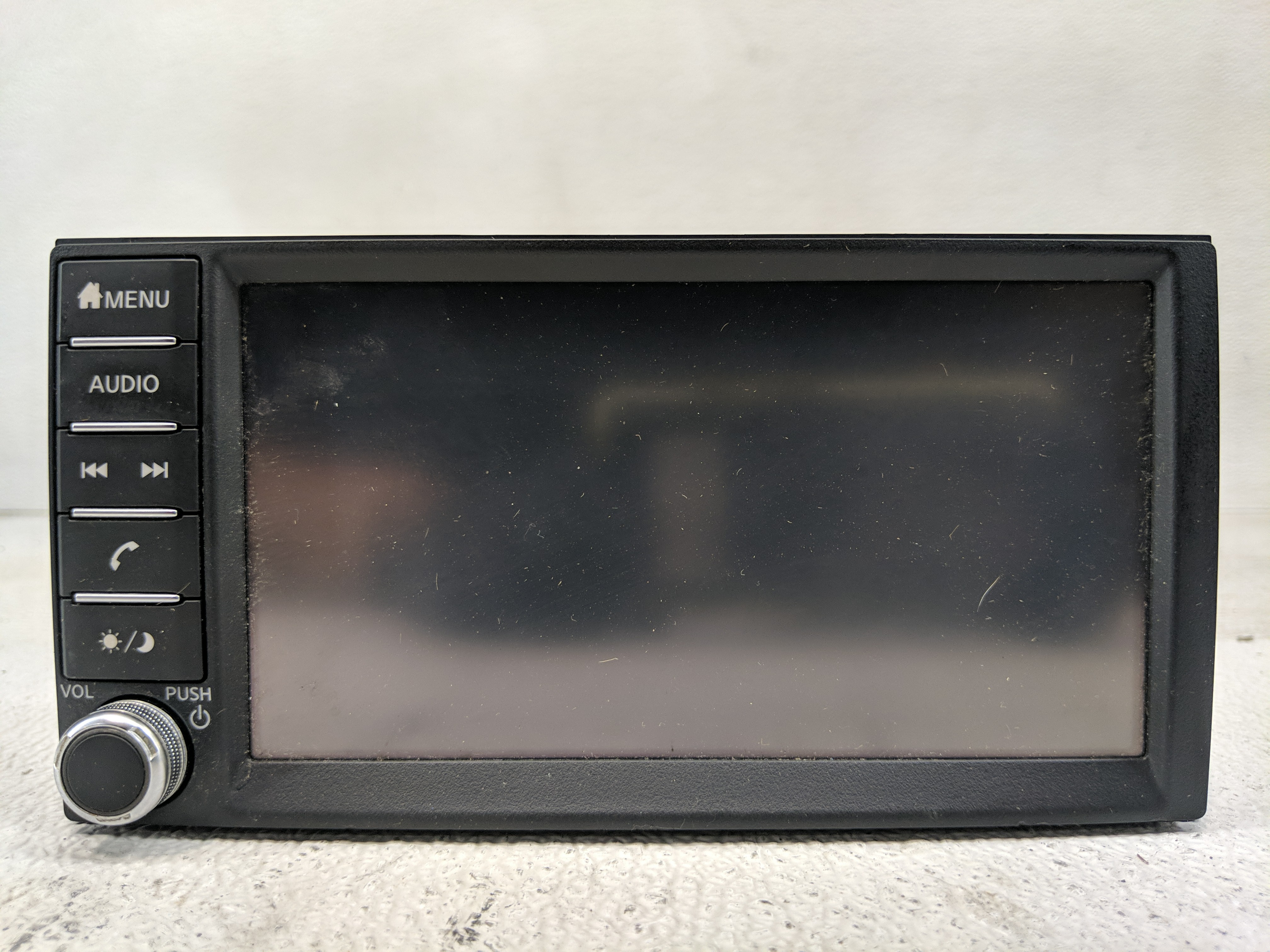 2018-2019 Nissan Sentra Am Fm Cd Player Radio Receiver 1172285 - Oemusedautoparts1.com
