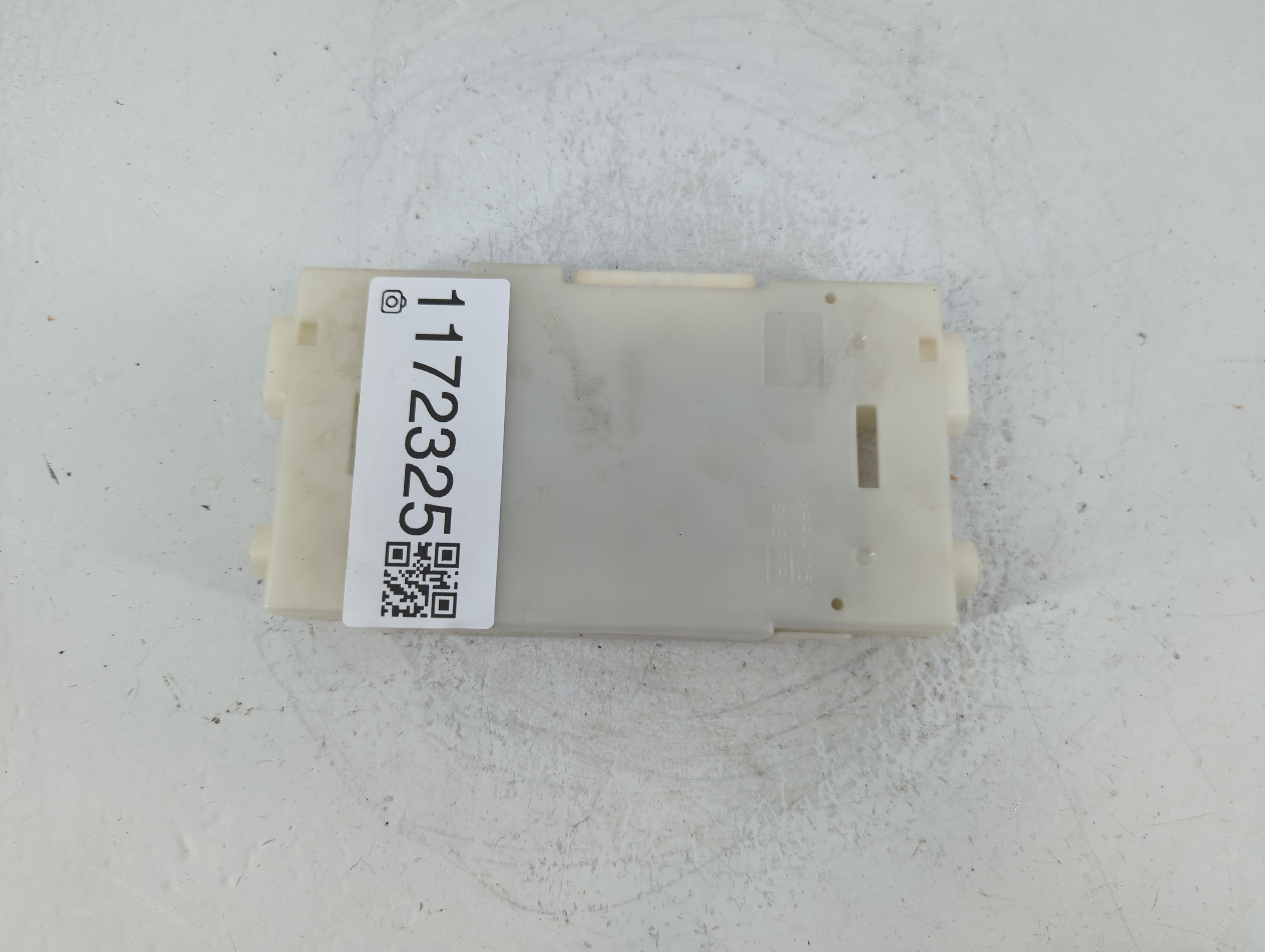2013-2013 Nissan Altima Temperature Control Module 27760 9hp0a 1172325 - Oemusedautoparts1.com