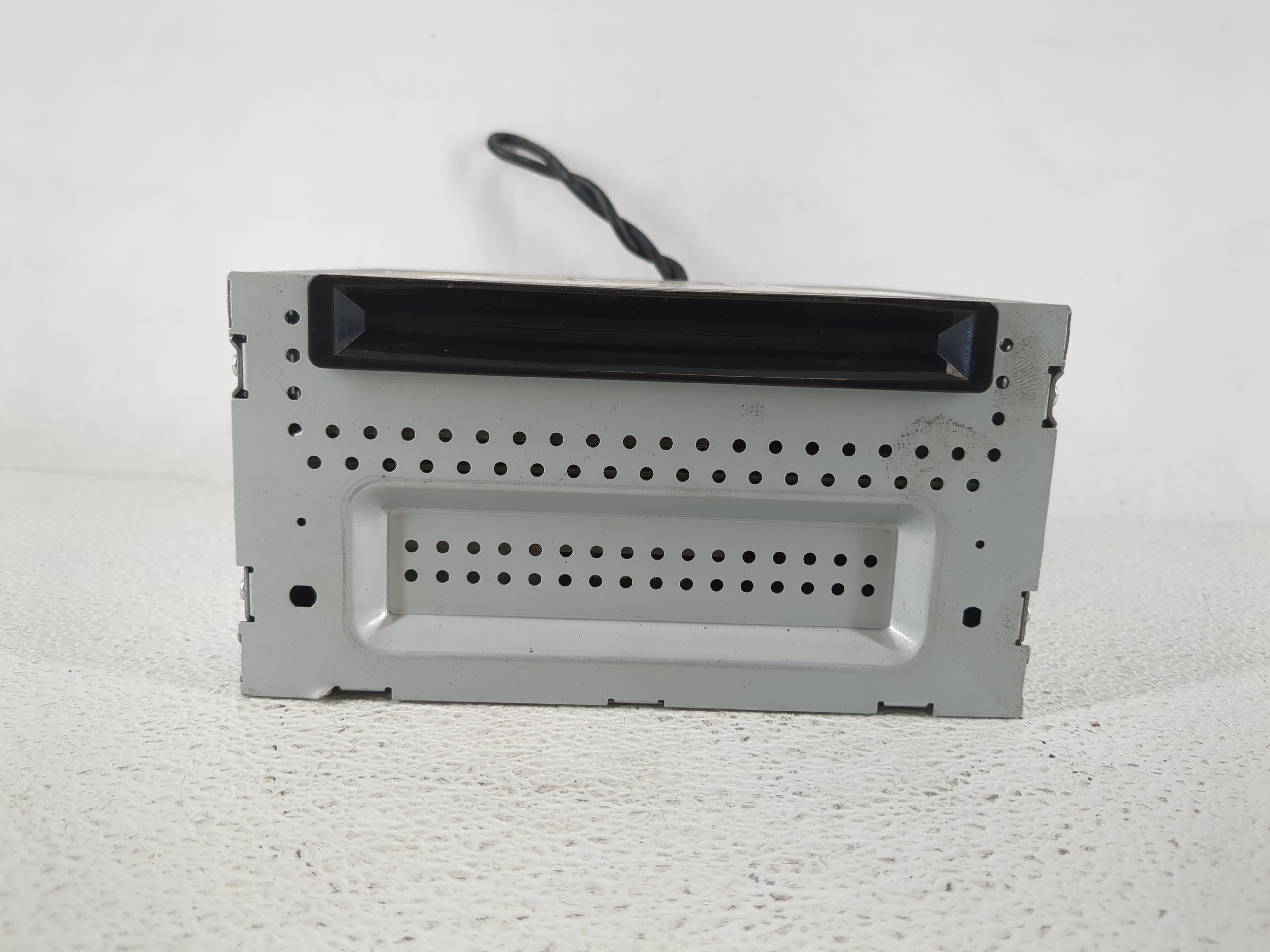 2011-2011 Ford Fusion Am Fm Cd Player Radio Receiver 1172339 - Oemusedautoparts1.com