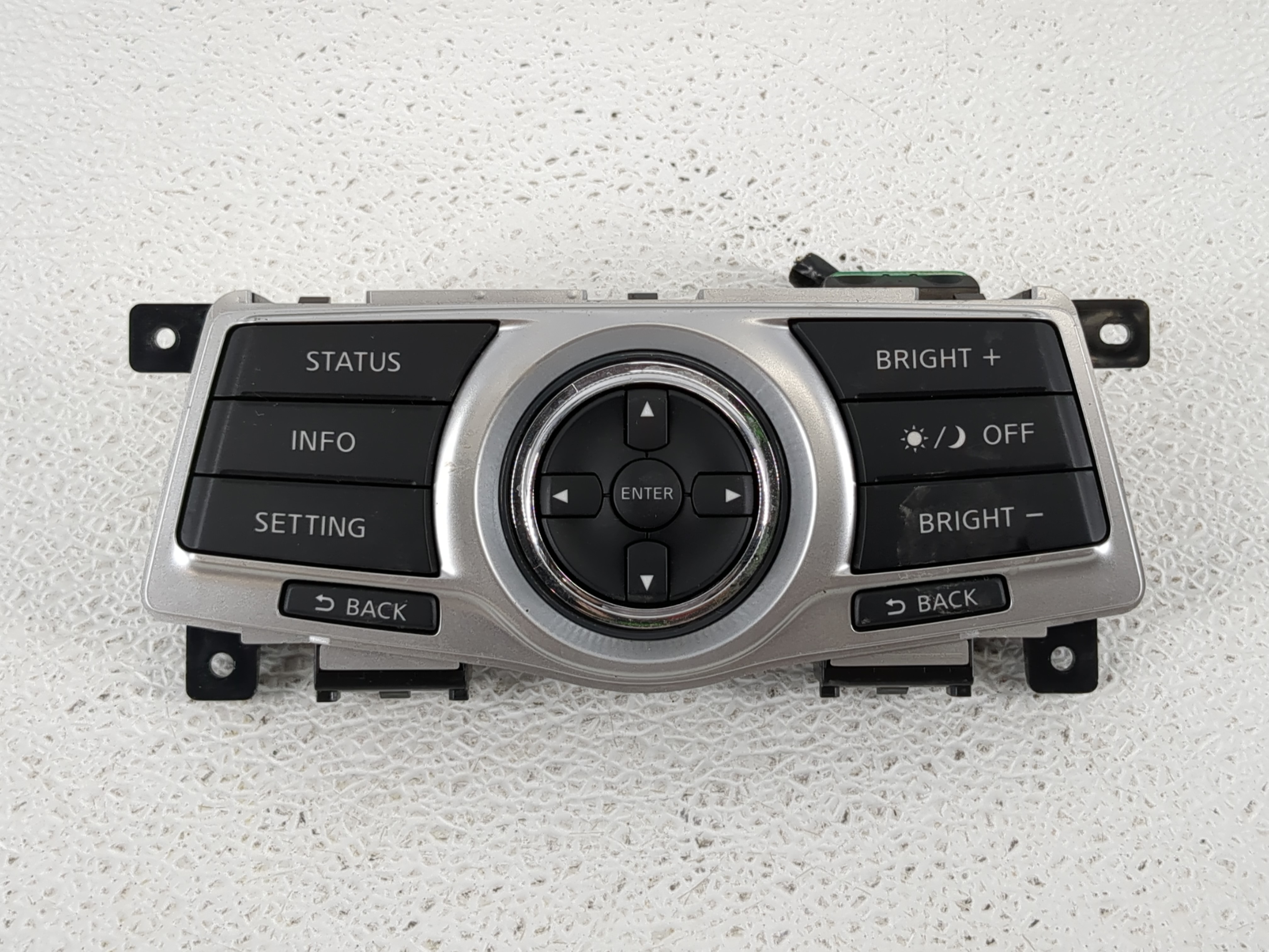 2011-2011 Nissan Maxima Am Fm Cd Player Radio Receiver 1172343 - Oemusedautoparts1.com