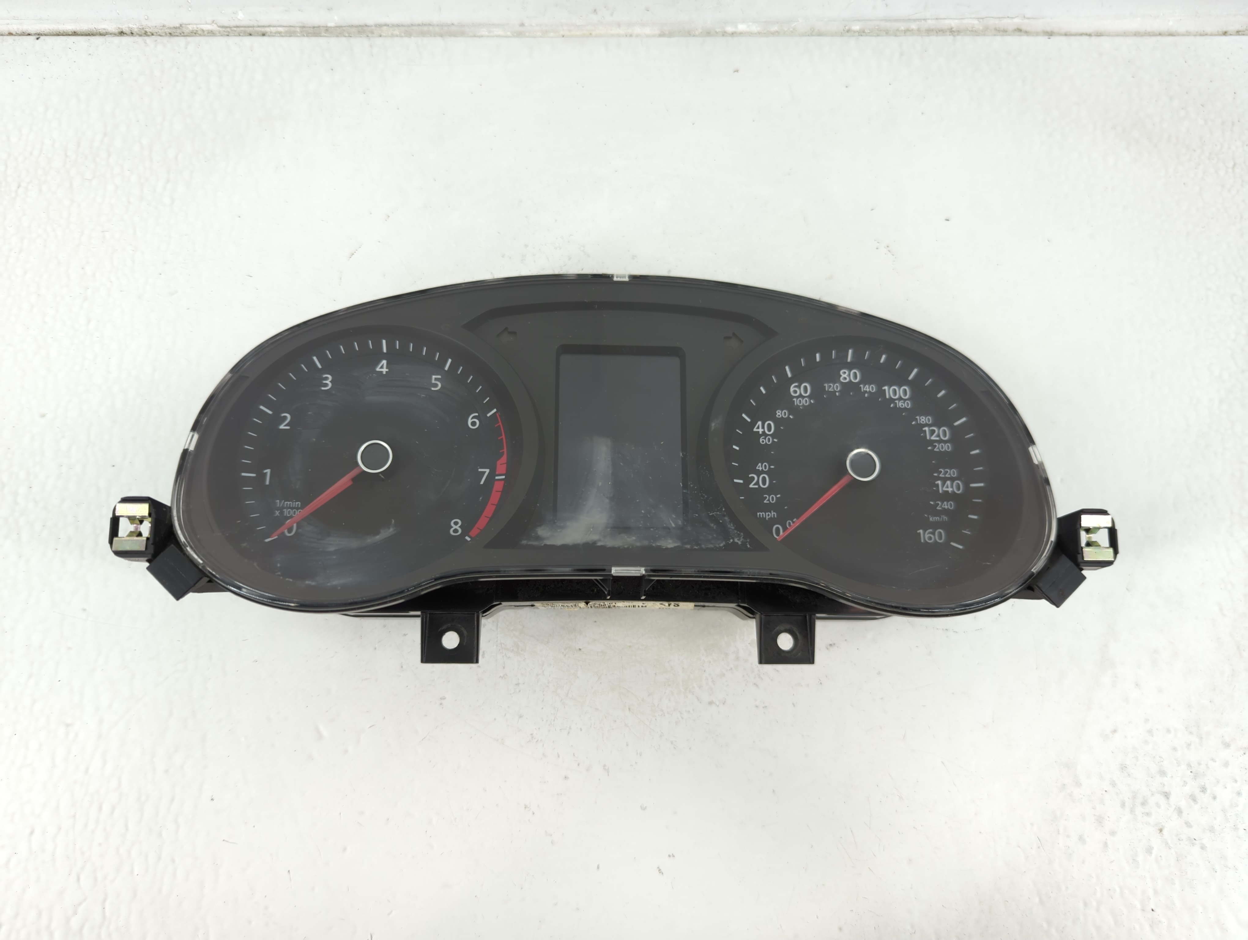 2015-2017 Volkswagen Jetta Speedometer Instrument Cluster Gauges 1172355 - Oemusedautoparts1.com