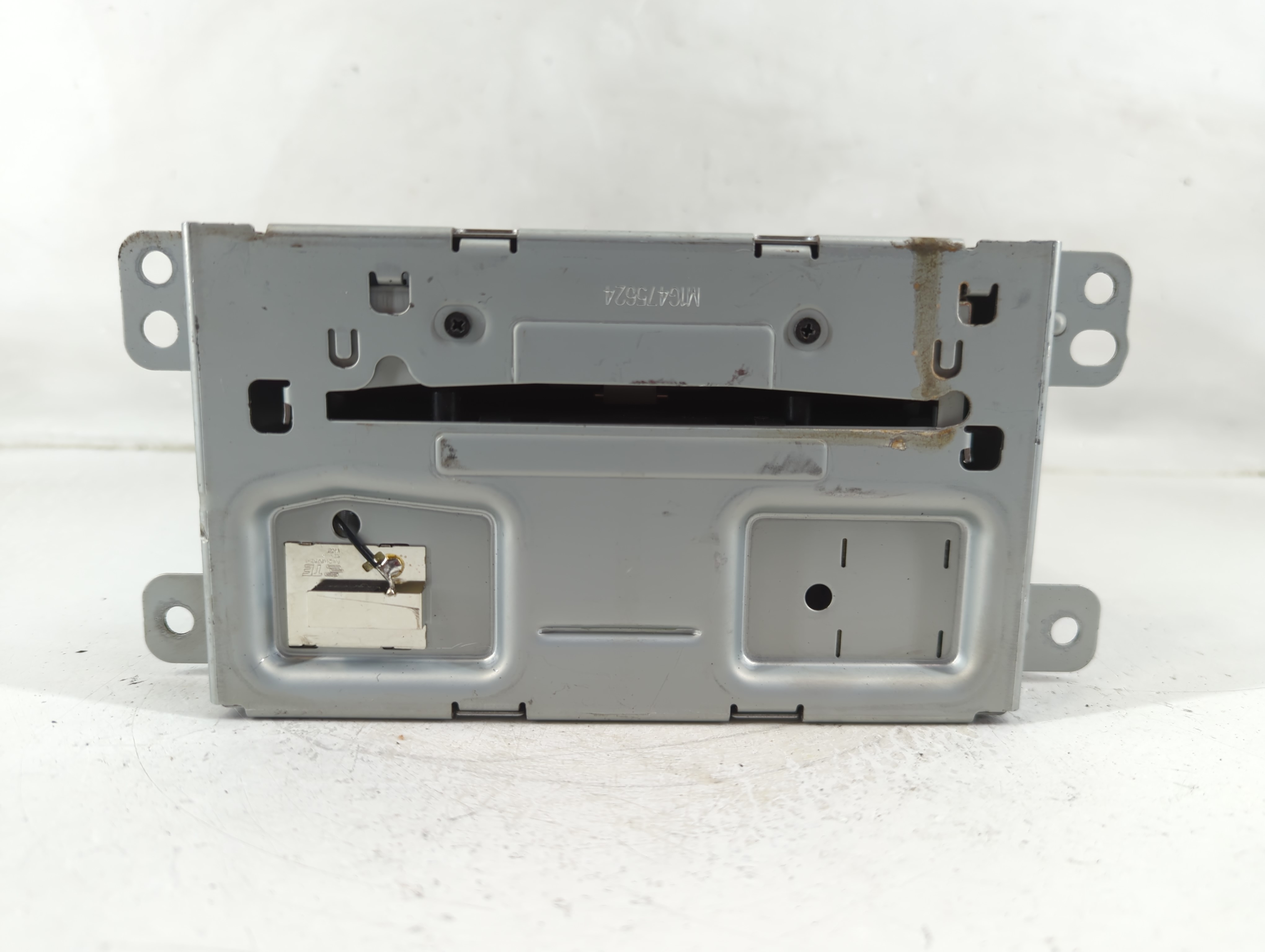 2014-2016 Chevrolet Malibu Am Fm Cd Player Radio Receiver 1172419 - Oemusedautoparts1.com