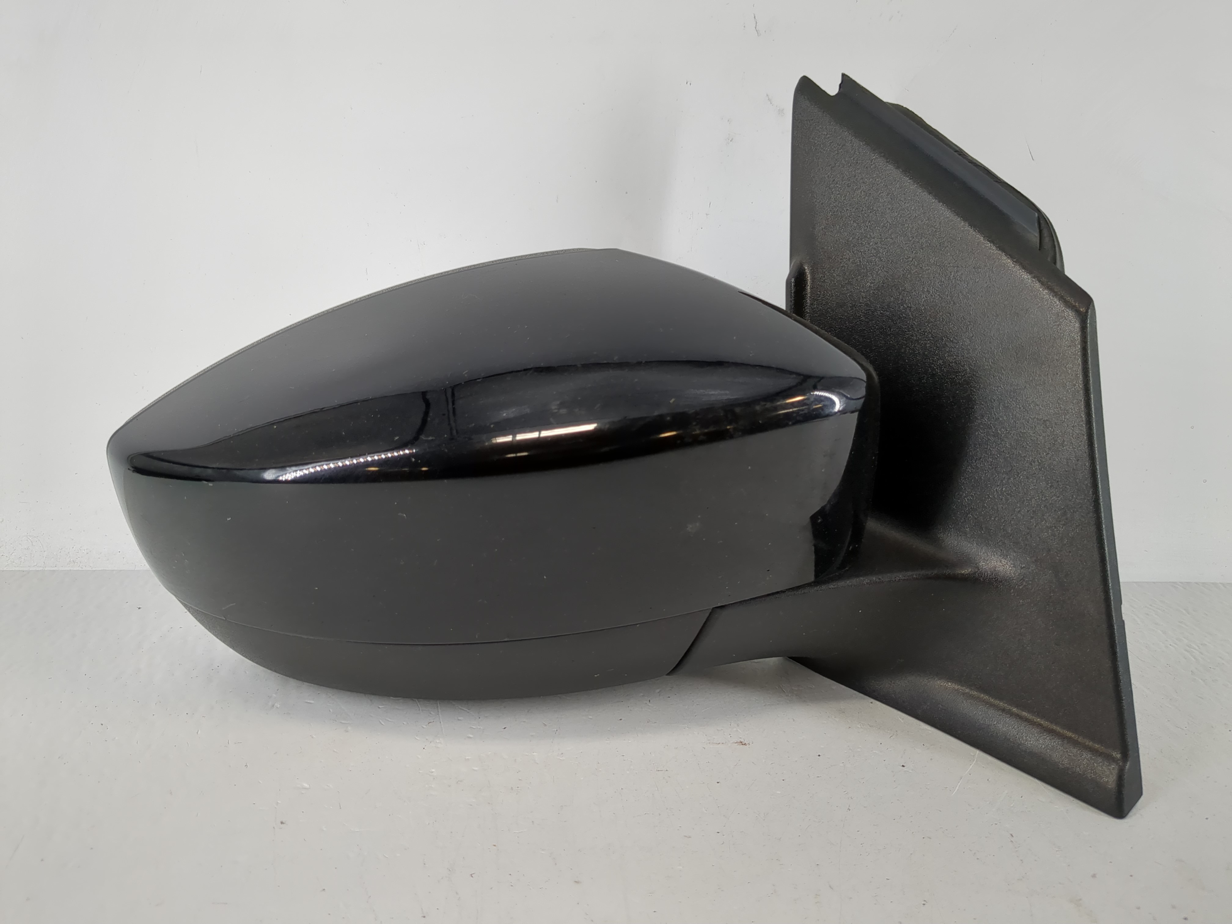 Picture of 2017-2019 Ford Escape Passenger Right Side View Power Door Mirror Black 1172438