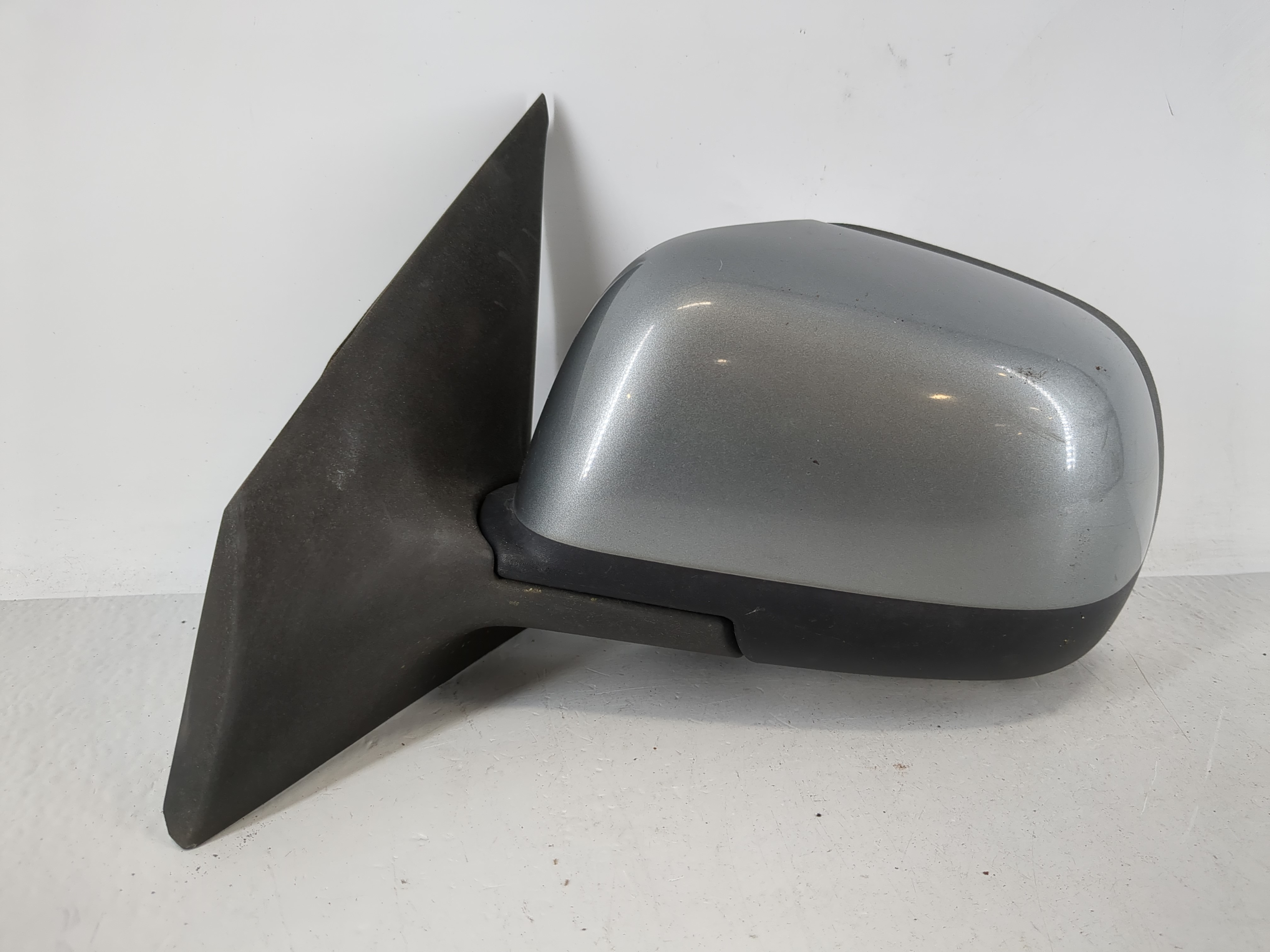 Picture of 2012-2014 Nissan Versa Driver Left Side View Power Door Mirror Silver 1172483