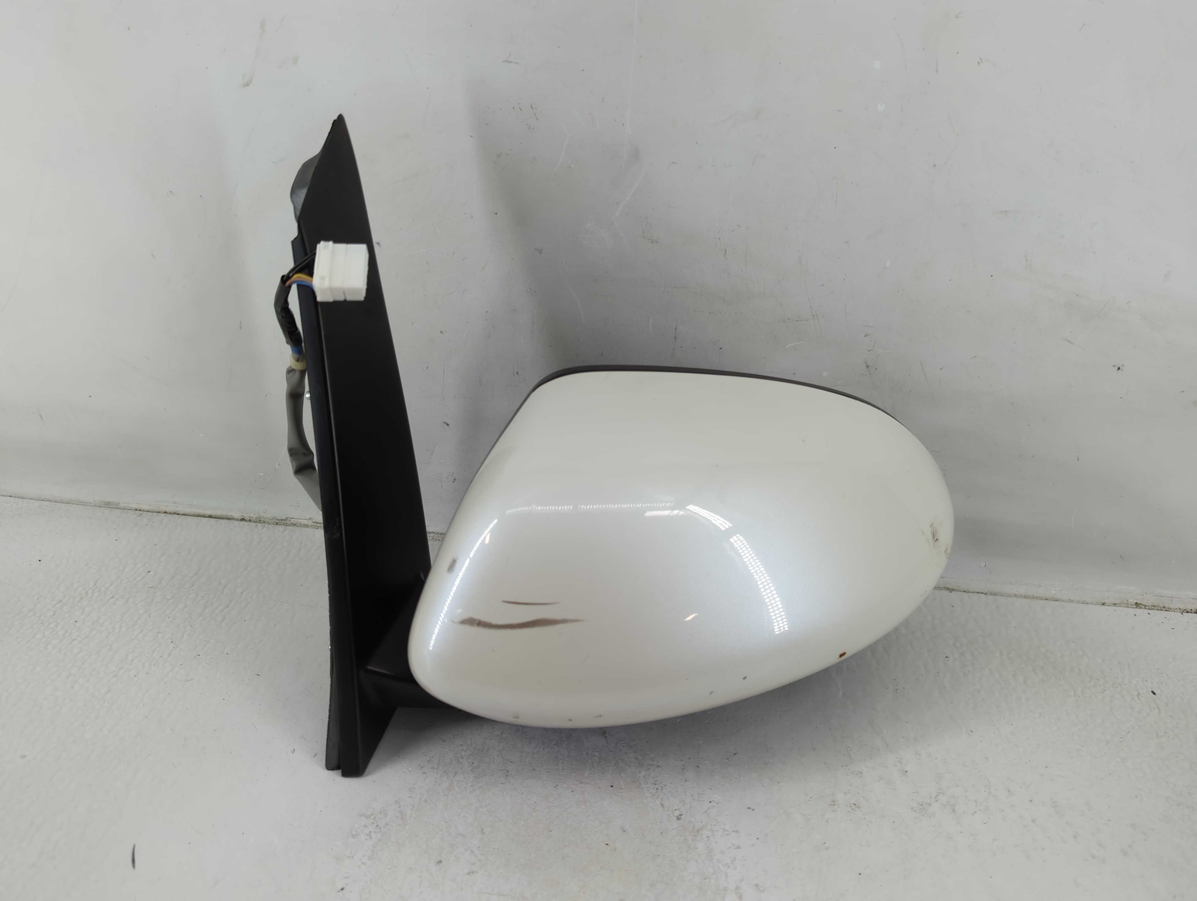 Picture of 2014-2017 Honda Odyssey Driver Left Side View Power Door Mirror White 1172519