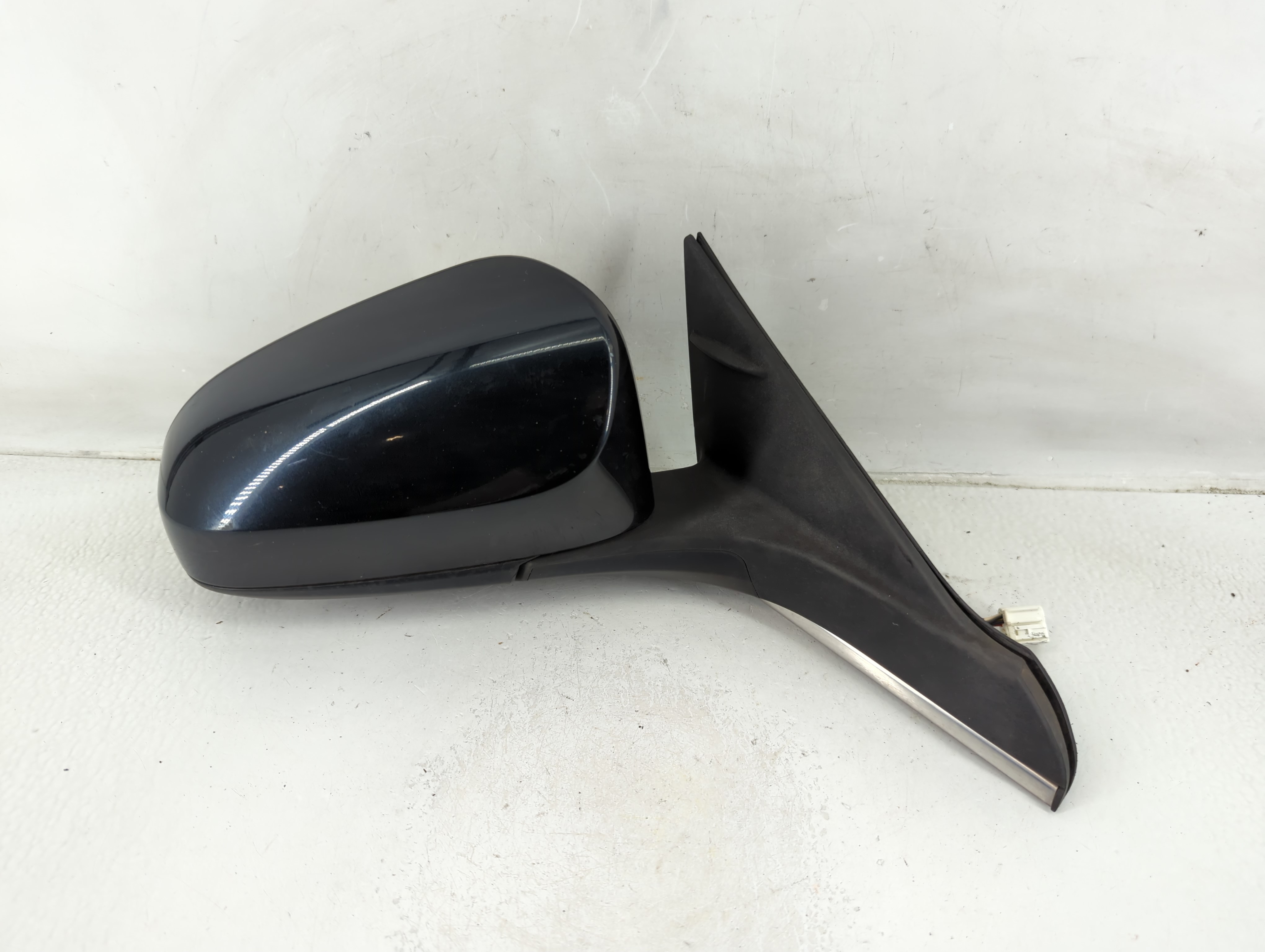 Picture of 2015-2017 Toyota Camry Passenger Right Side View Power Door Mirror Black 1172524