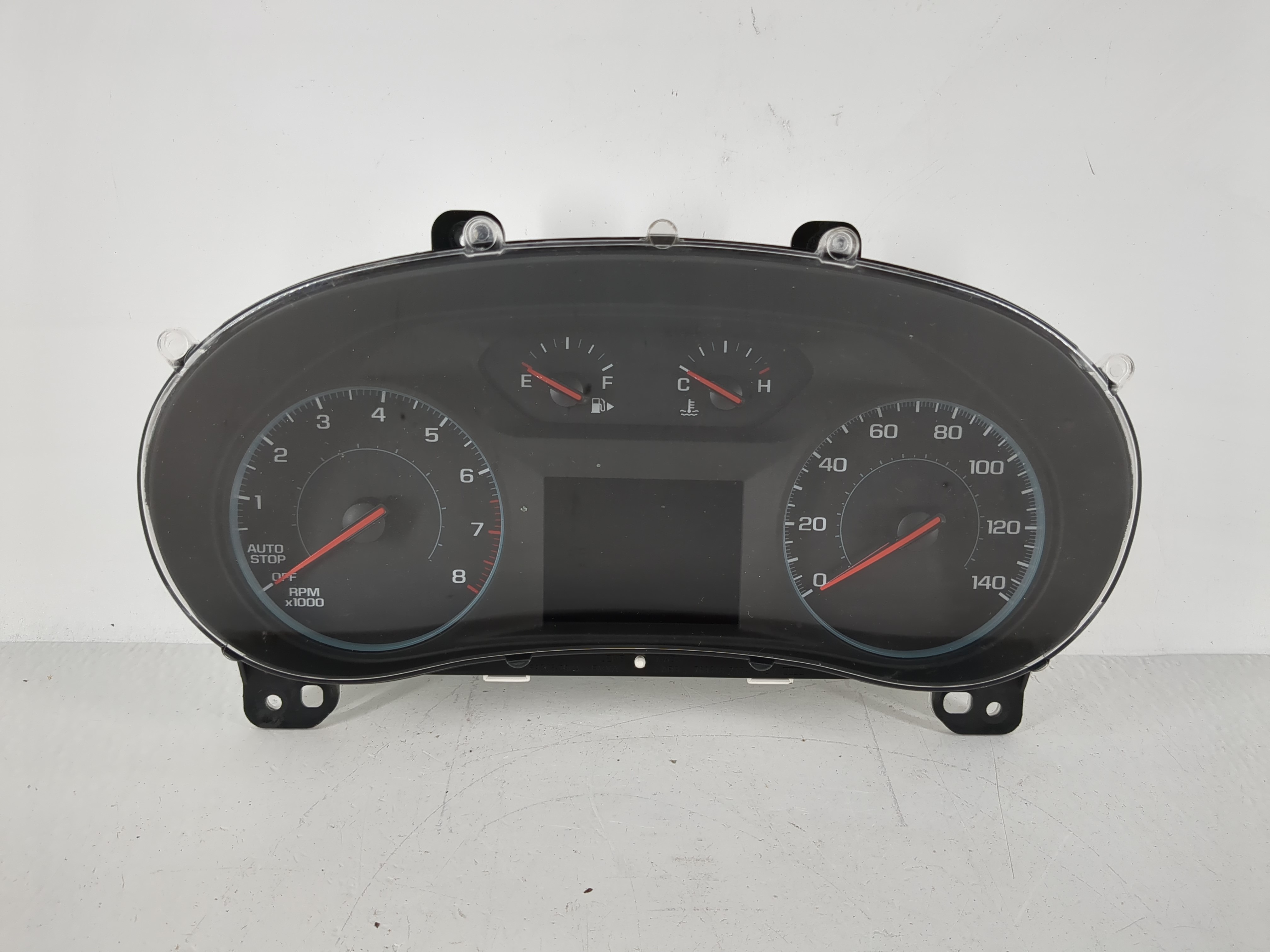 2020-2021 Chevrolet Malibu Speedometer Instrument Cluster Gauges 1172585 - Oemusedautoparts1.com