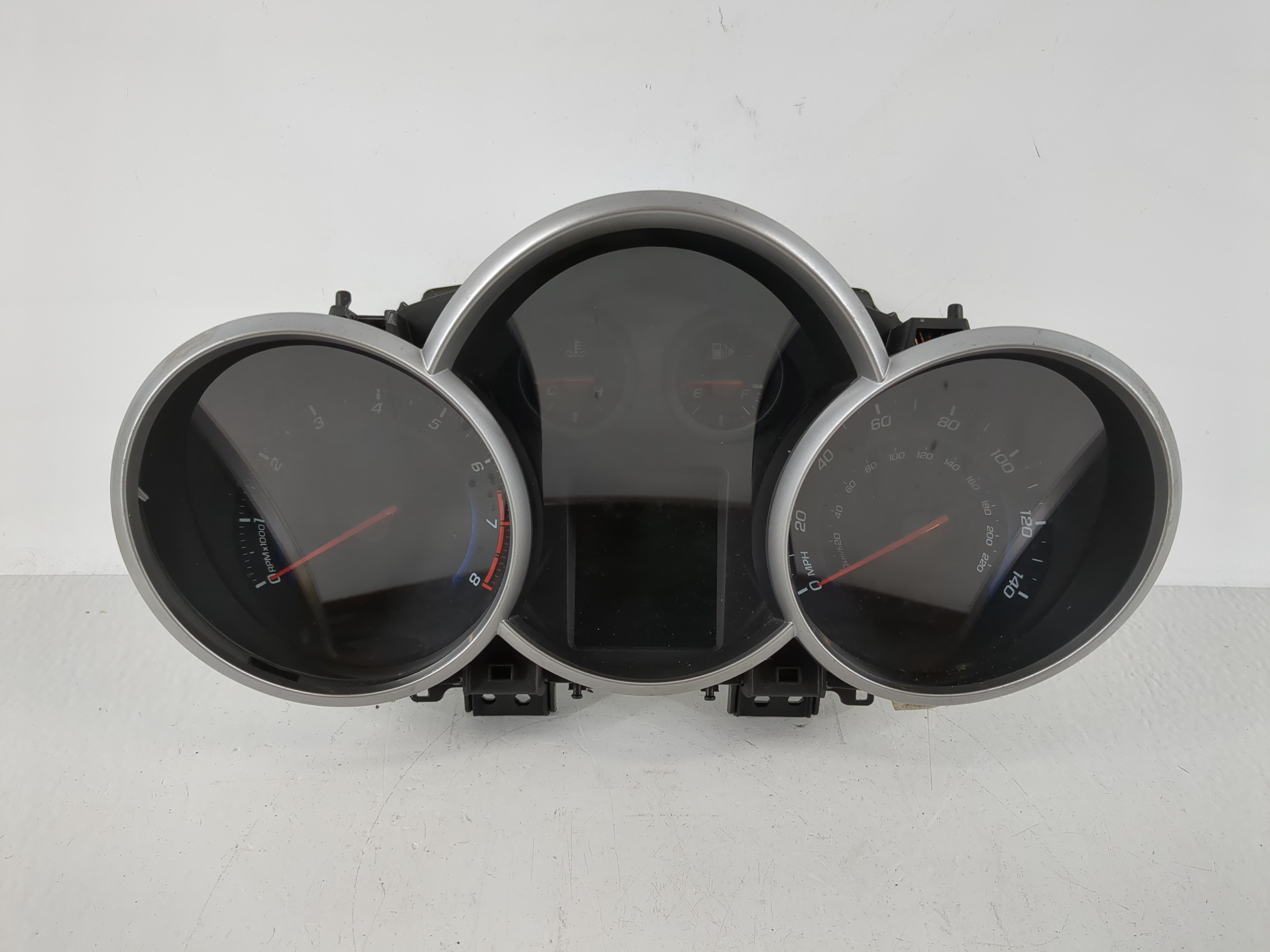 2013-2014 Chevrolet Cruze Speedometer Instrument Cluster Gauges 1172586 - Oemusedautoparts1.com