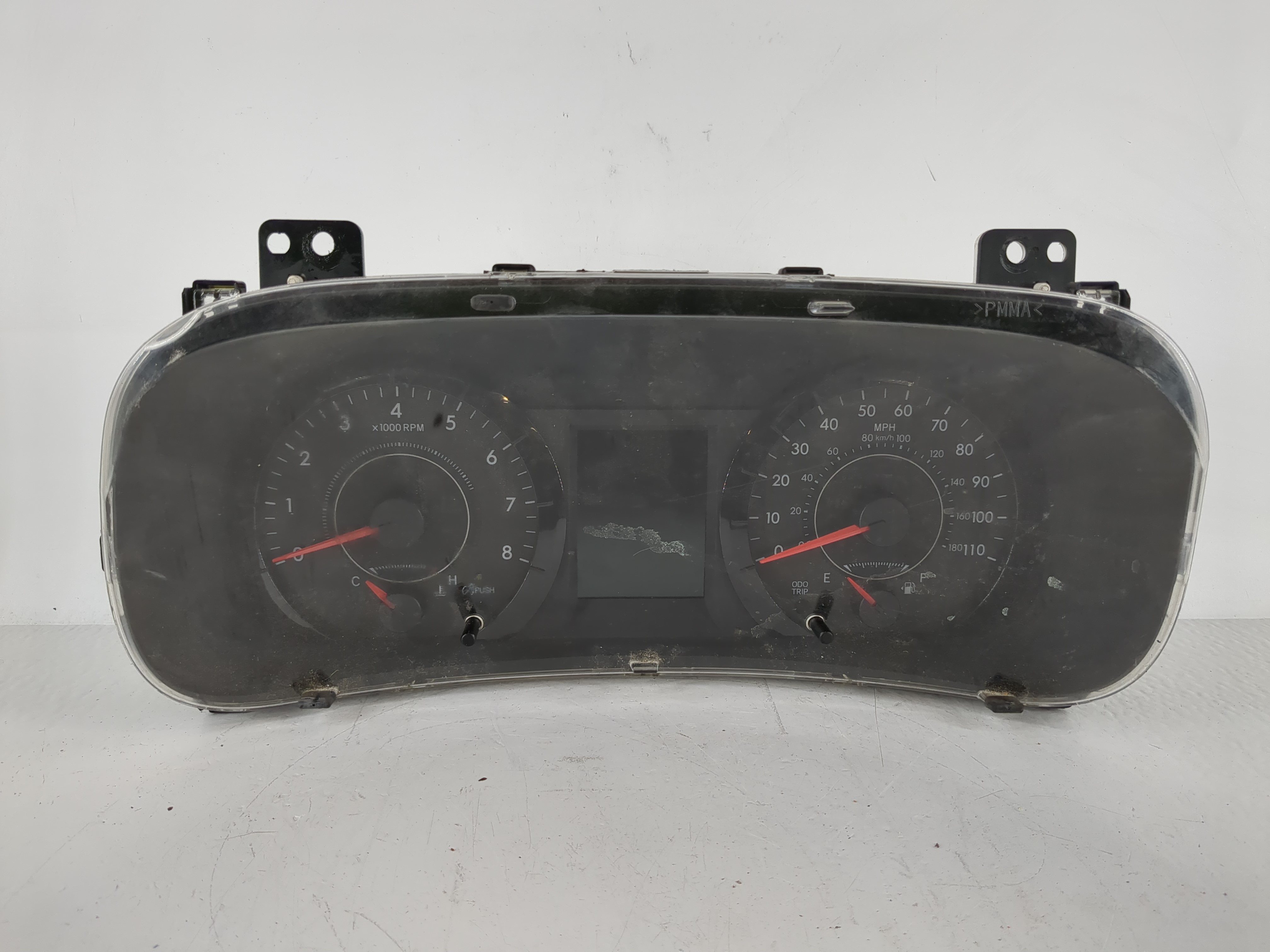 2015-2016 Toyota Sienna Speedometer Instrument Cluster Gauges 1172588 - Oemusedautoparts1.com