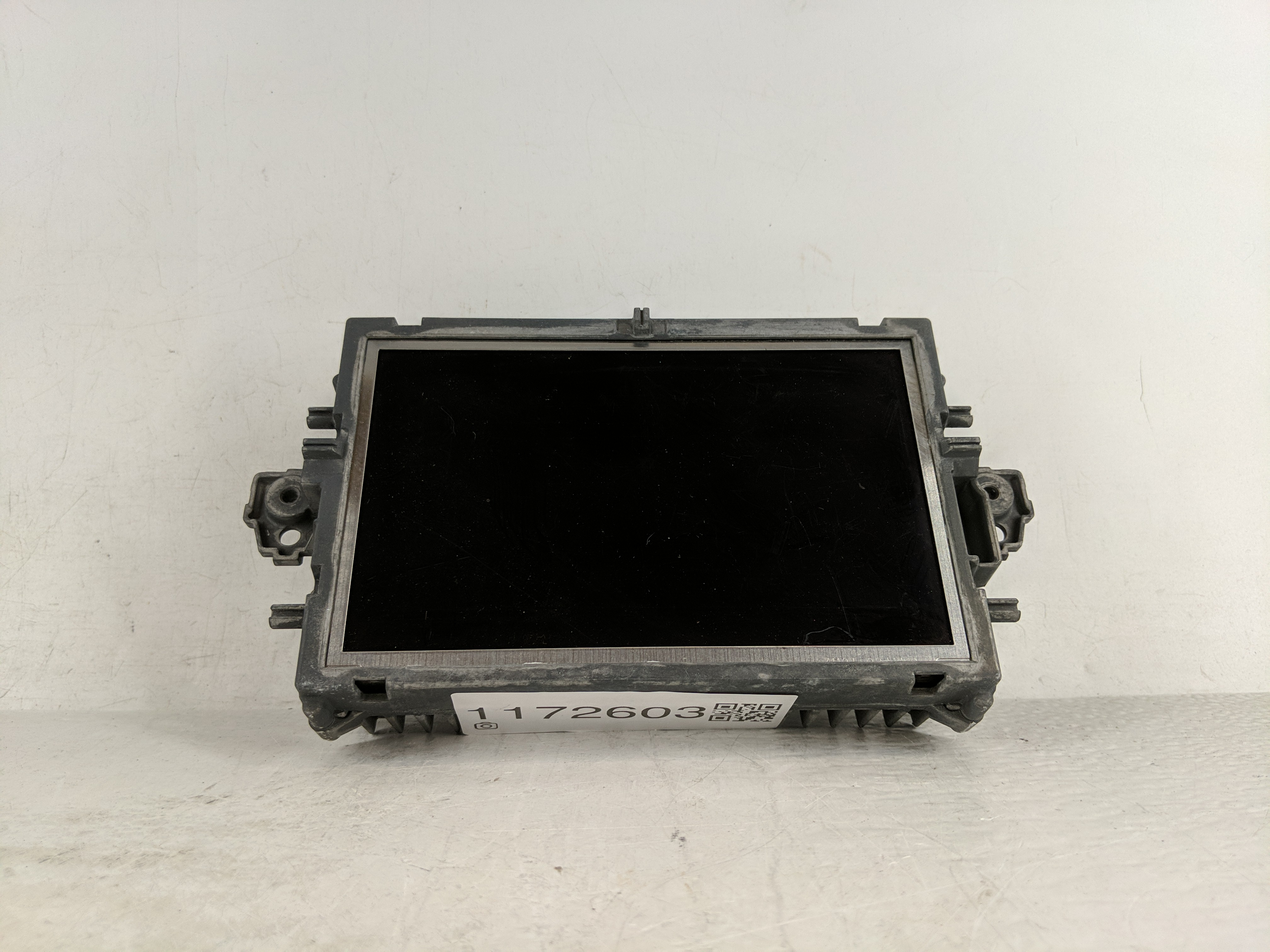 Mercedes-benz E300 Am Fm Cd Player Radio Receiver 1172603 - Oemusedautoparts1.com