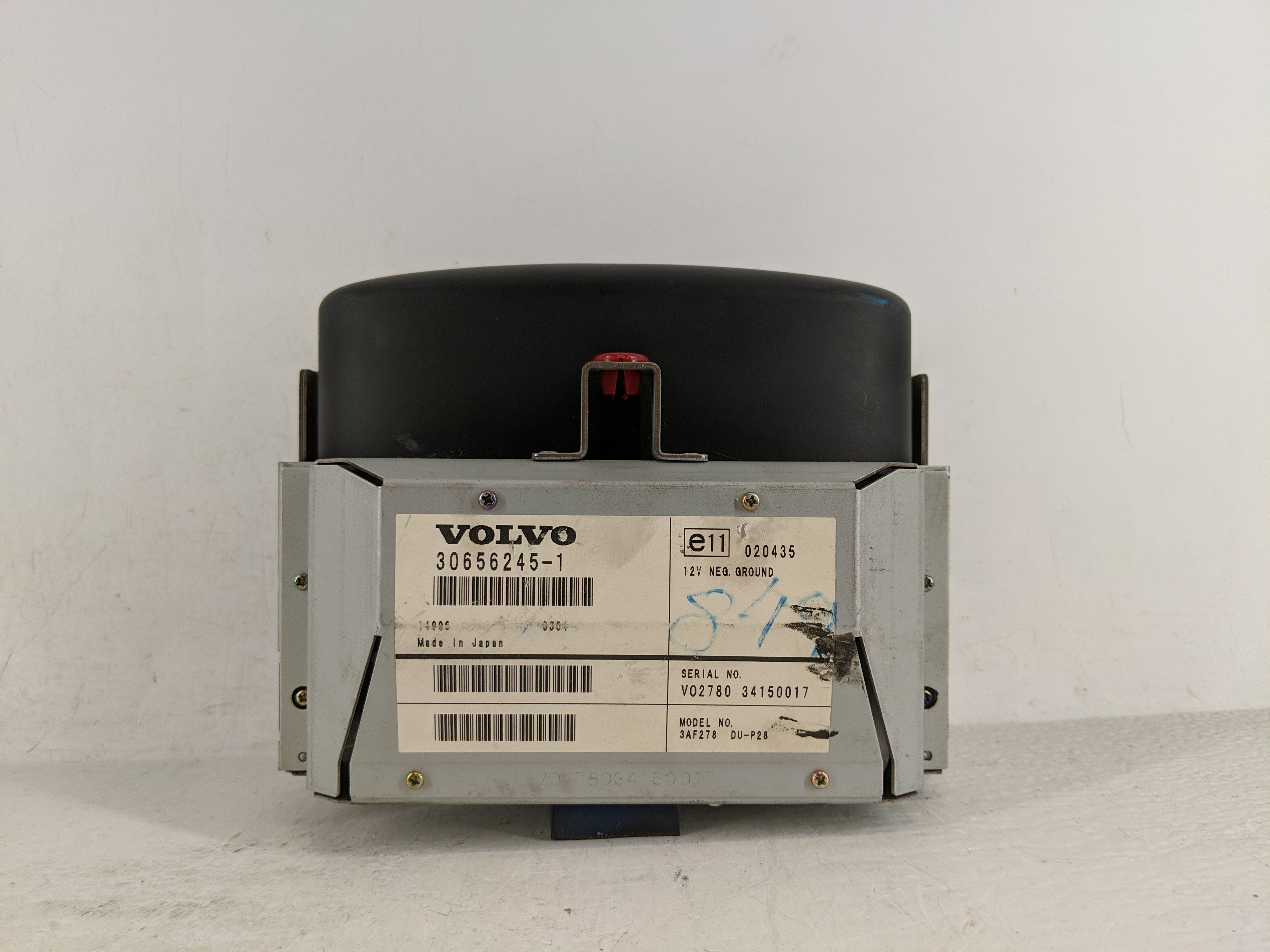 Volvo Xc90 Am Fm Cd Player Radio Receiver 1172610 - Oemusedautoparts1.com