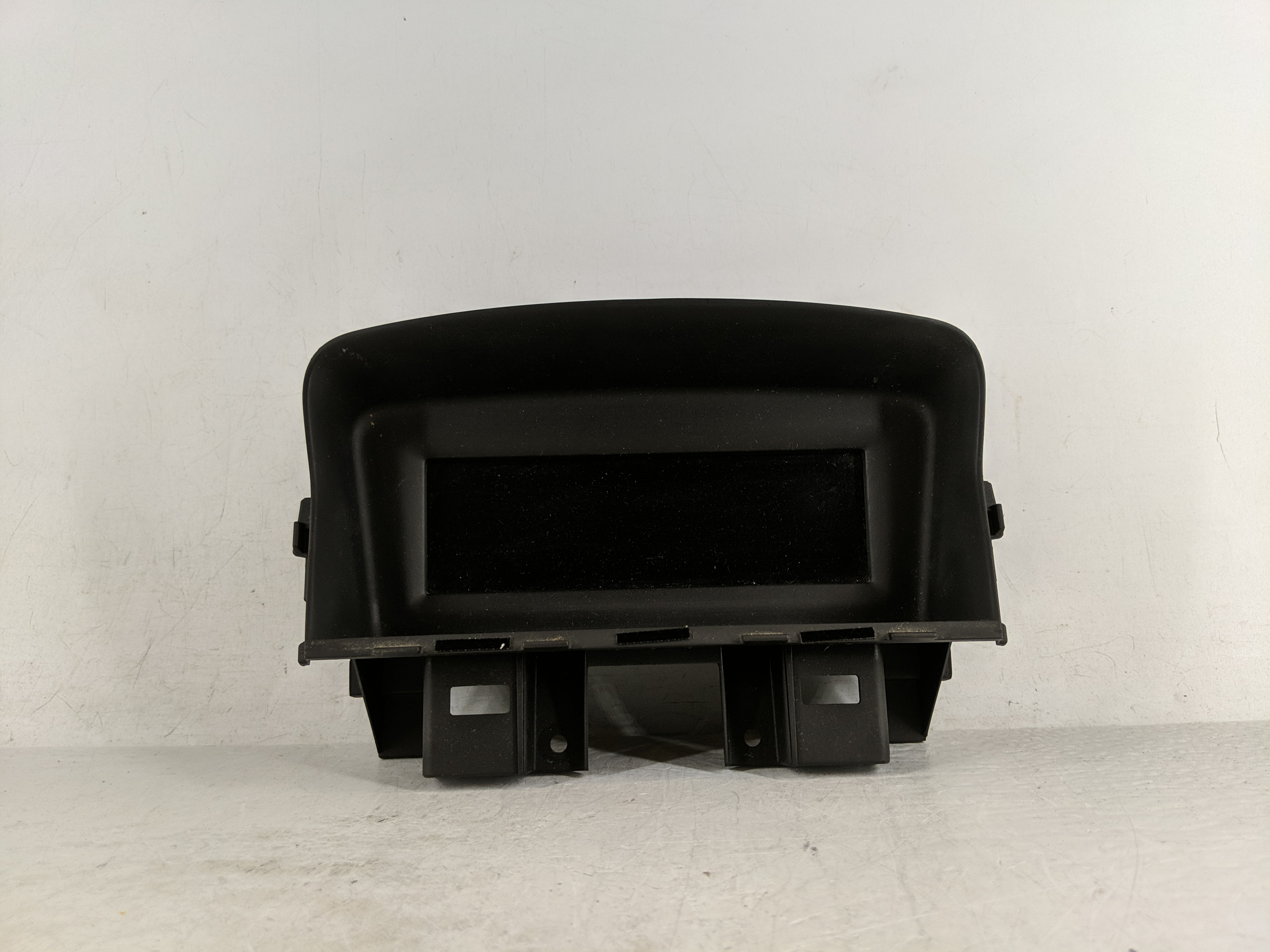 2011-2016 Chevrolet Cruze Information Display Screen 1172621 - Oemusedautoparts1.com