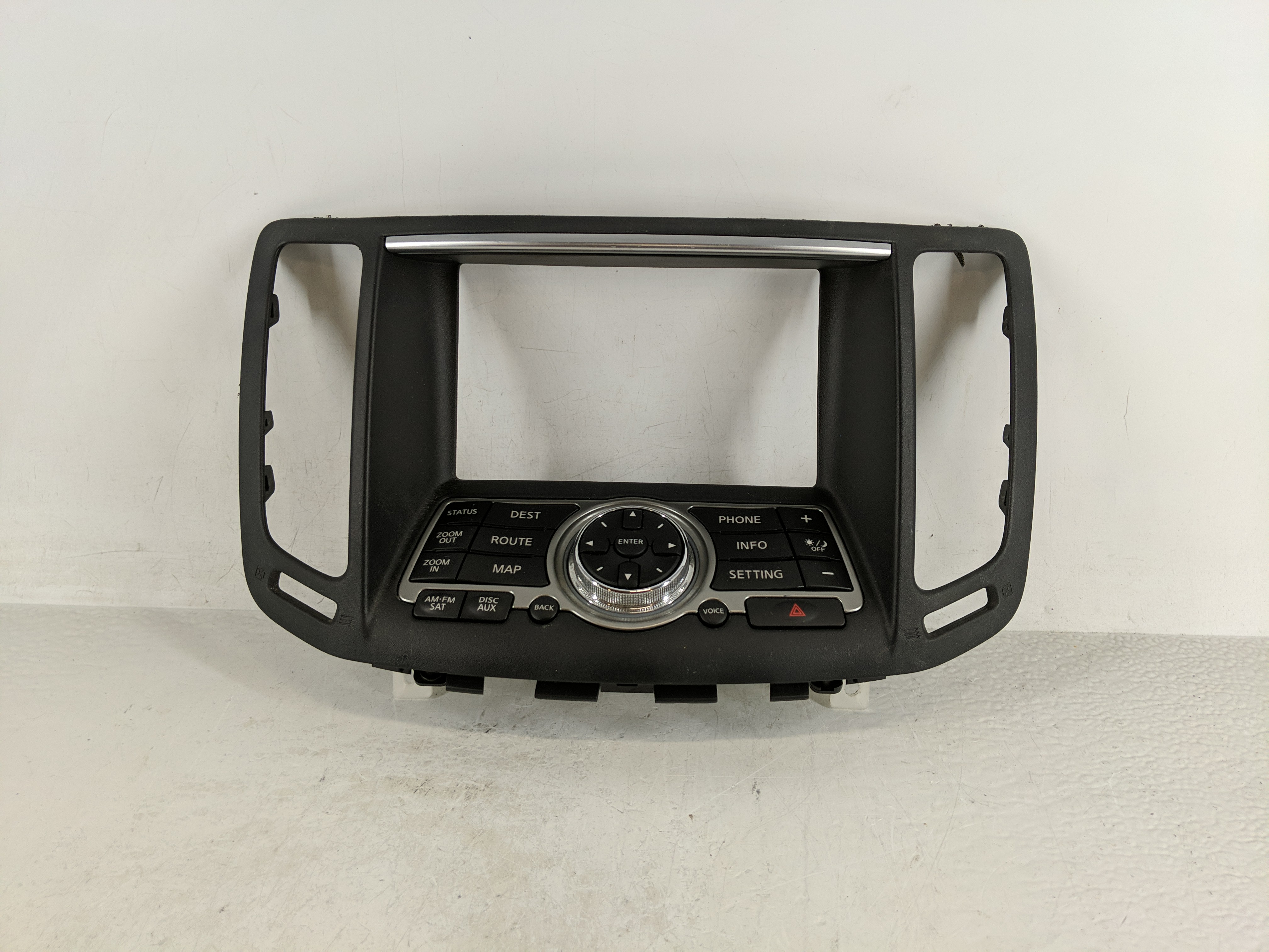 Picture of 2010 Infiniti G37 Radio Control Panel 1172631