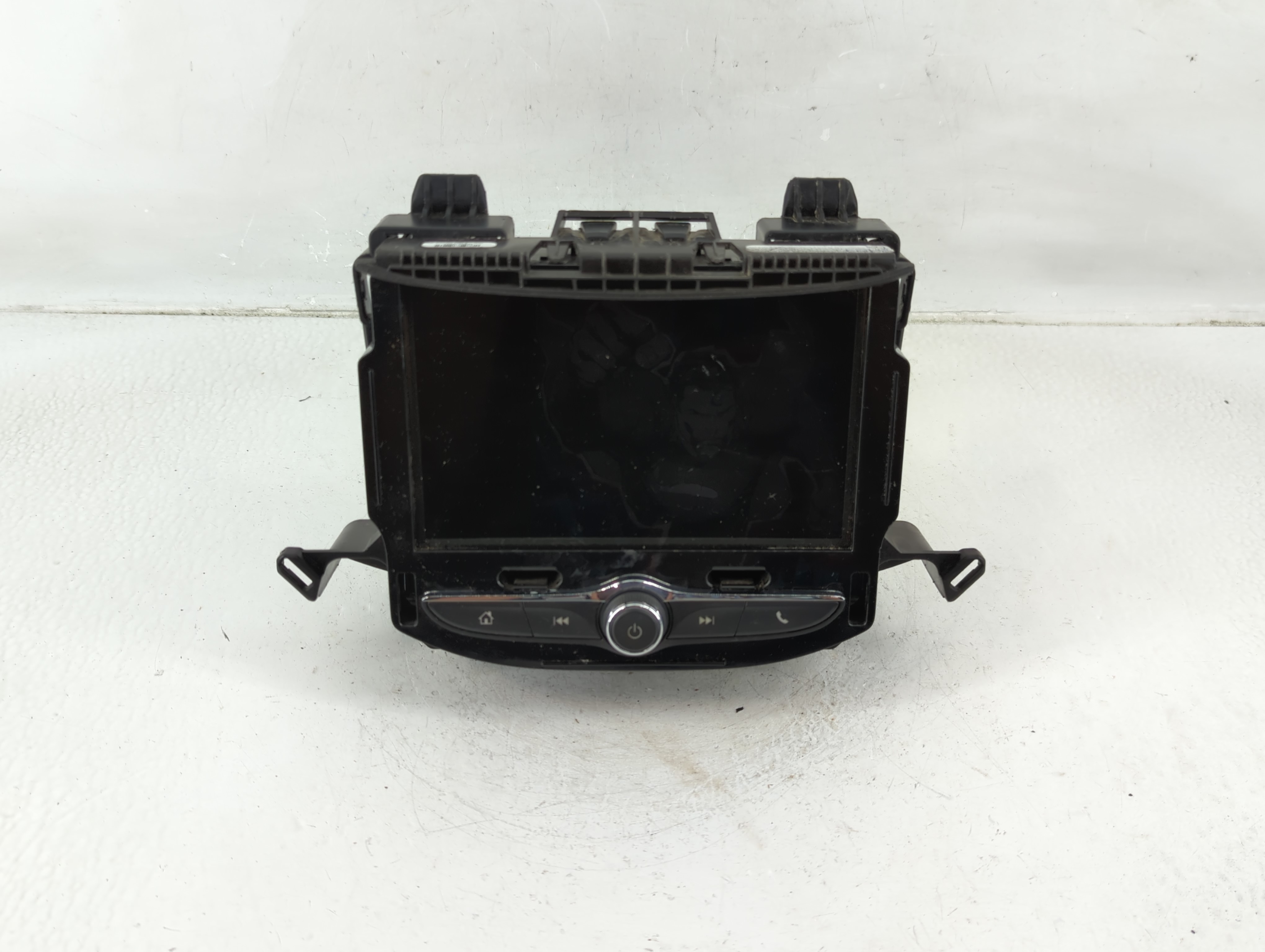 2017-2020 Chevrolet Trax Am Fm Cd Player Radio Receiver 1172827 - Oemusedautoparts1.com