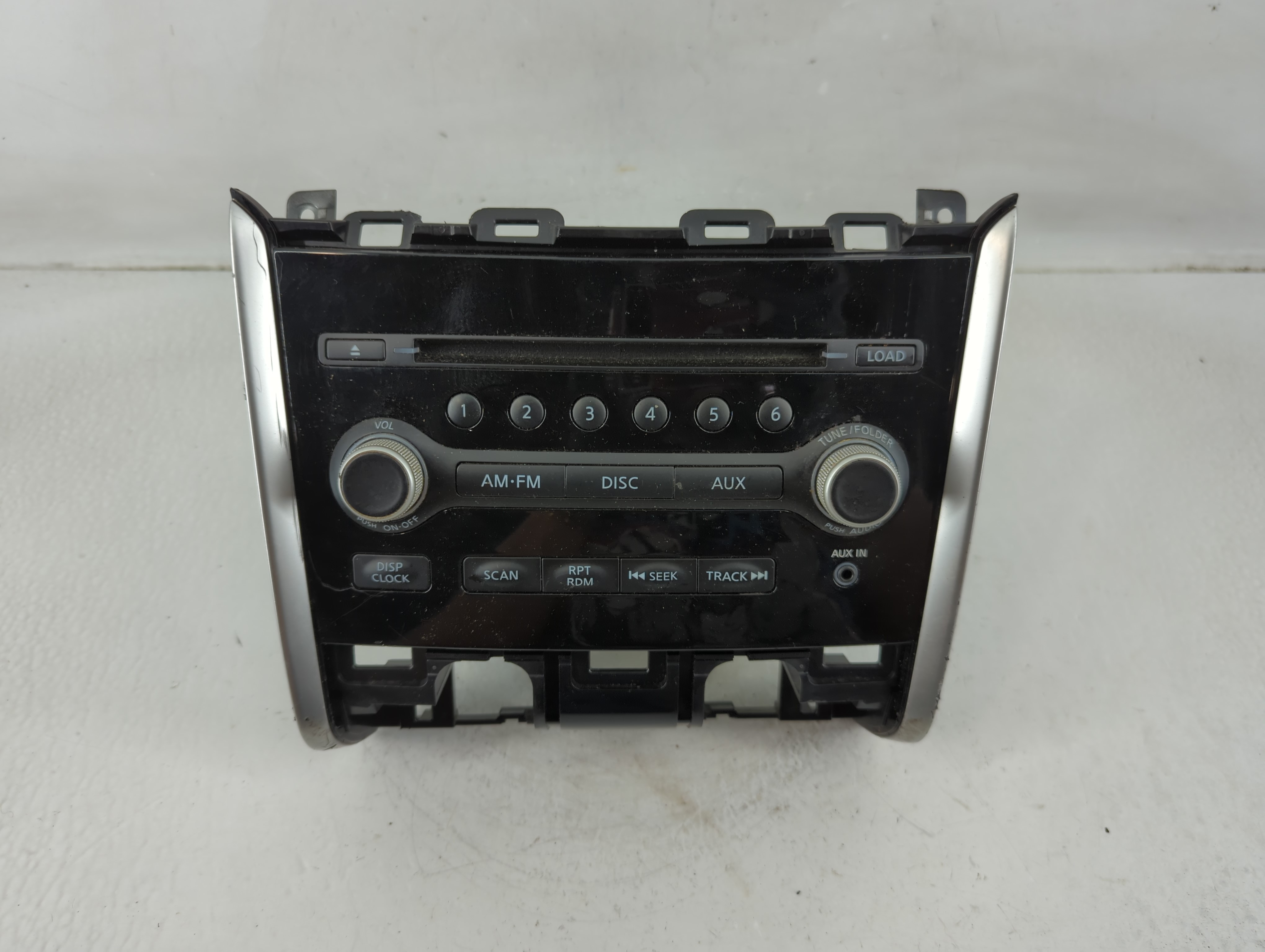 2013-2014 Nissan Pathfinder Am Fm Cd Player Radio Receiver 1172828 - Oemusedautoparts1.com