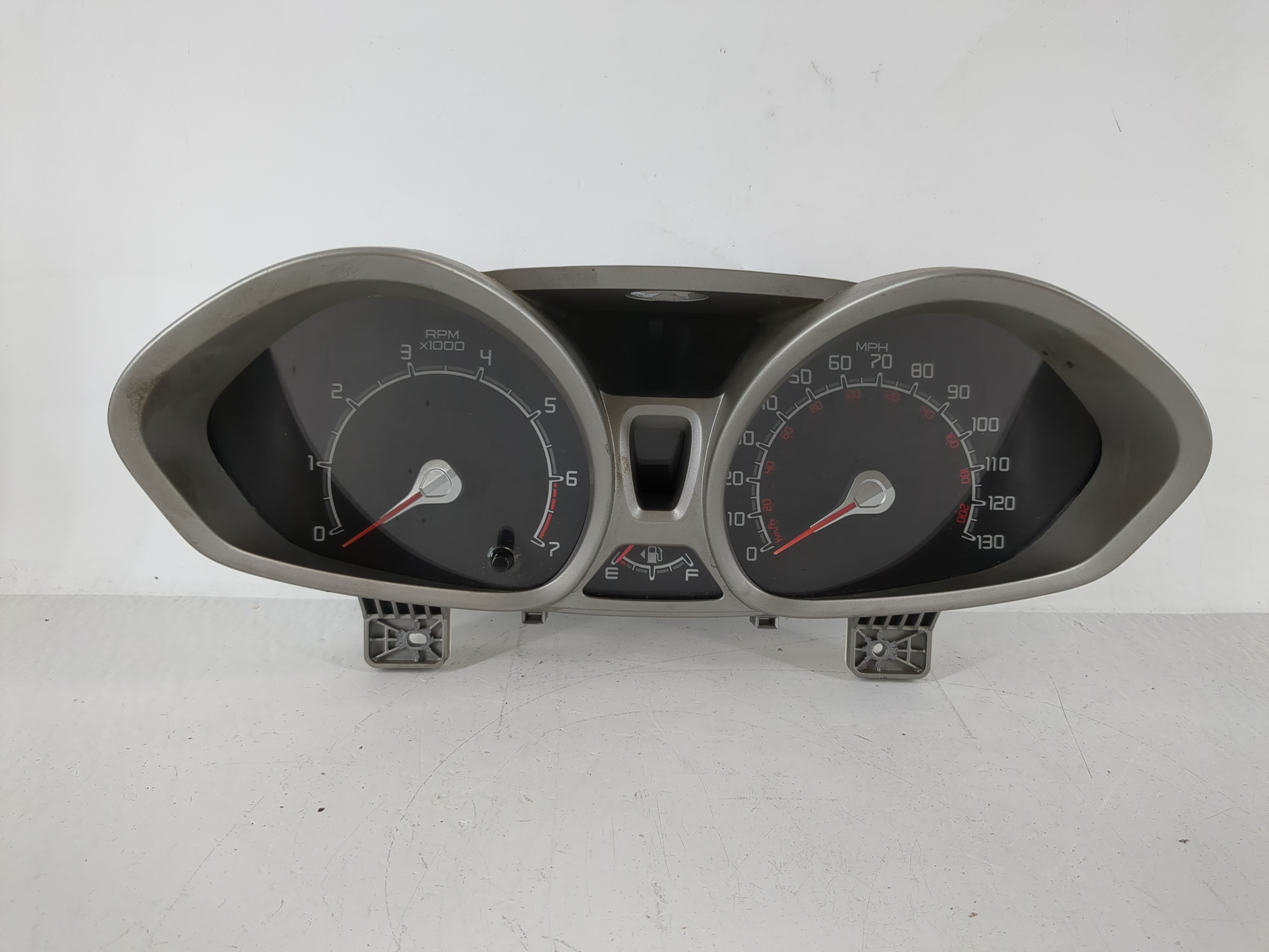 2011-2011 Ford Fiesta Speedometer Instrument Cluster Gauges 1172850 - Oemusedautoparts1.com