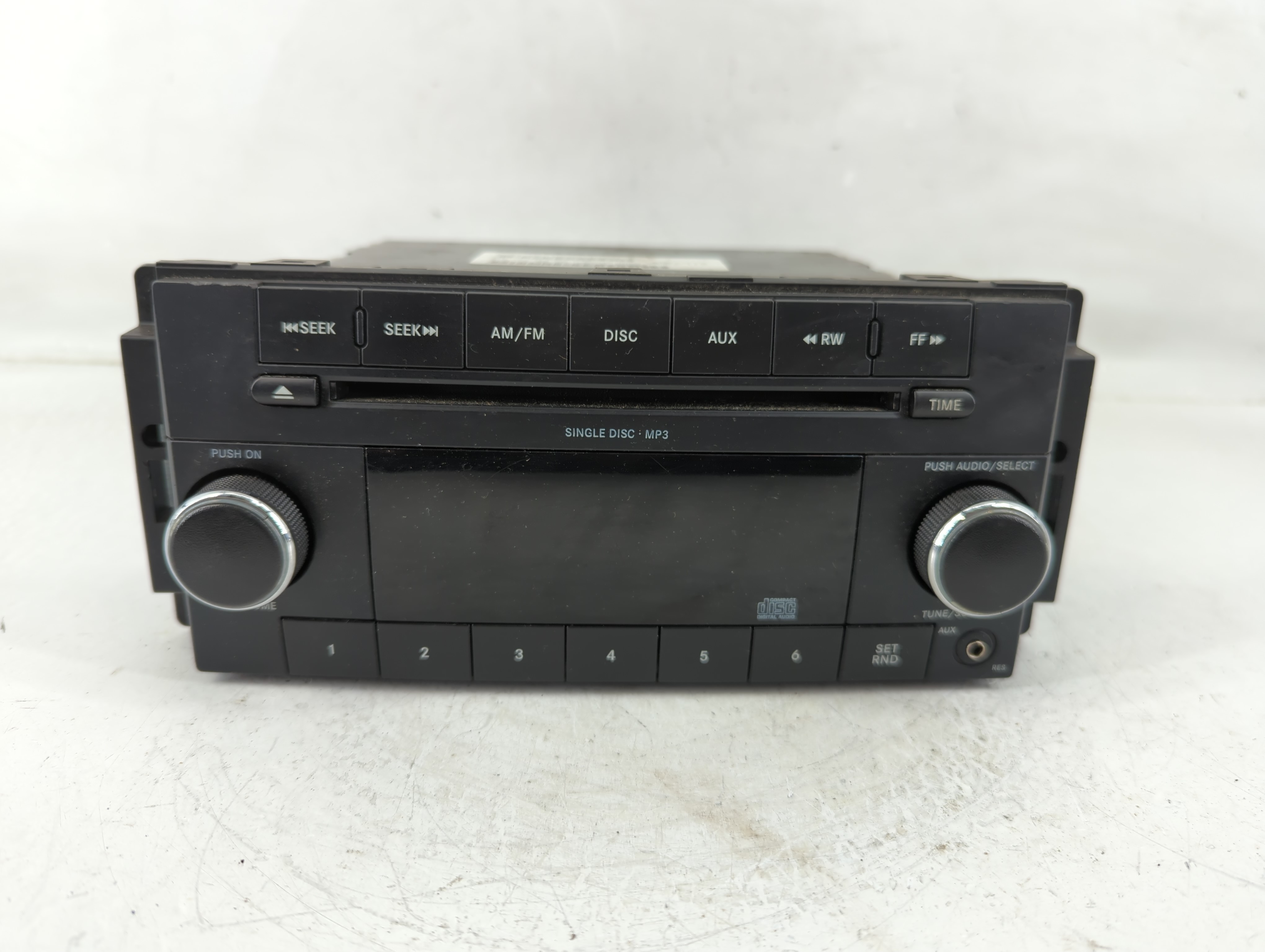 2011-2012 Dodge Avenger Am Fm Cd Player Radio Receiver 1172890 - Oemusedautoparts1.com