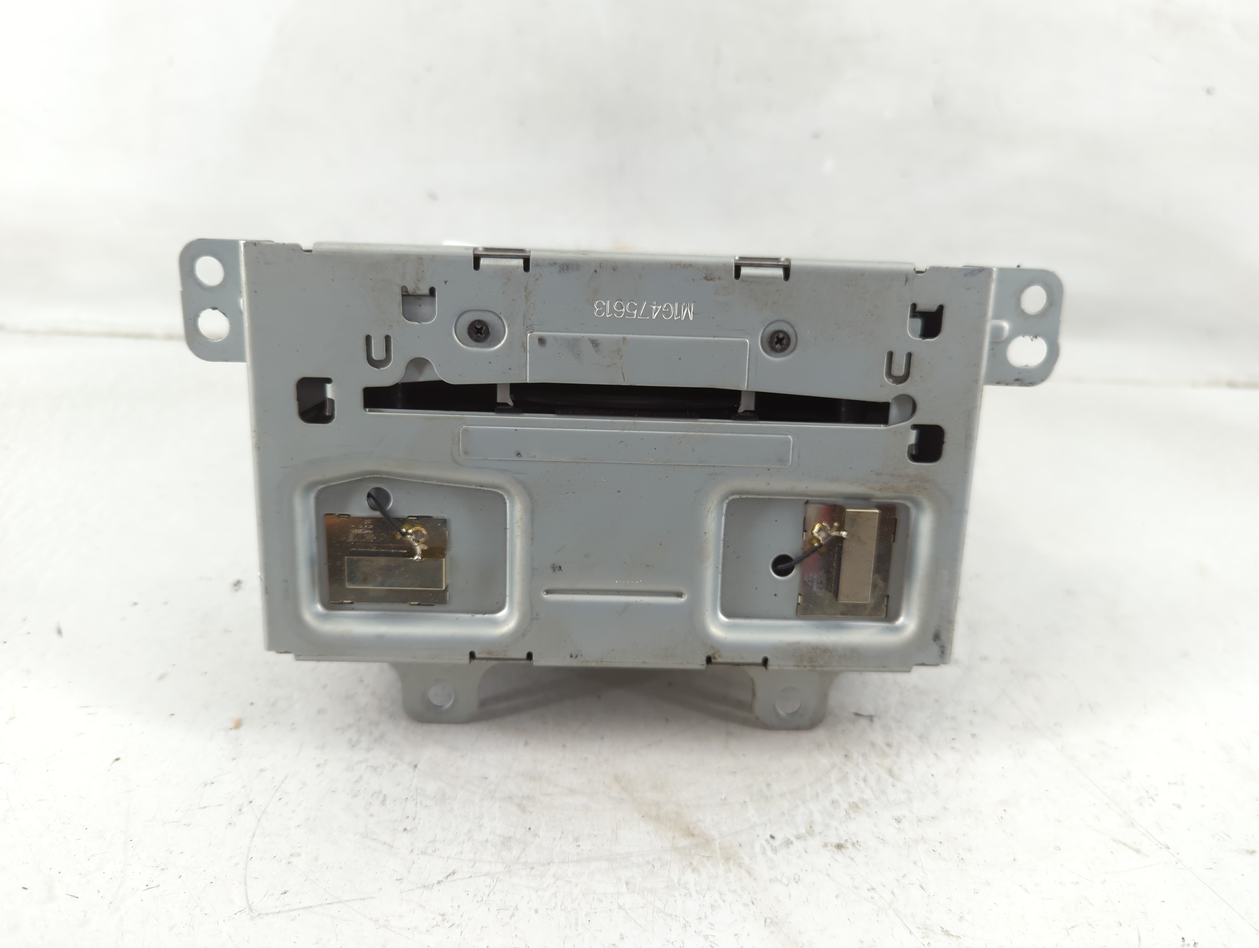2014-2014 Chevrolet Cruze Am Fm Cd Player Radio Receiver 1172901 - Oemusedautoparts1.com
