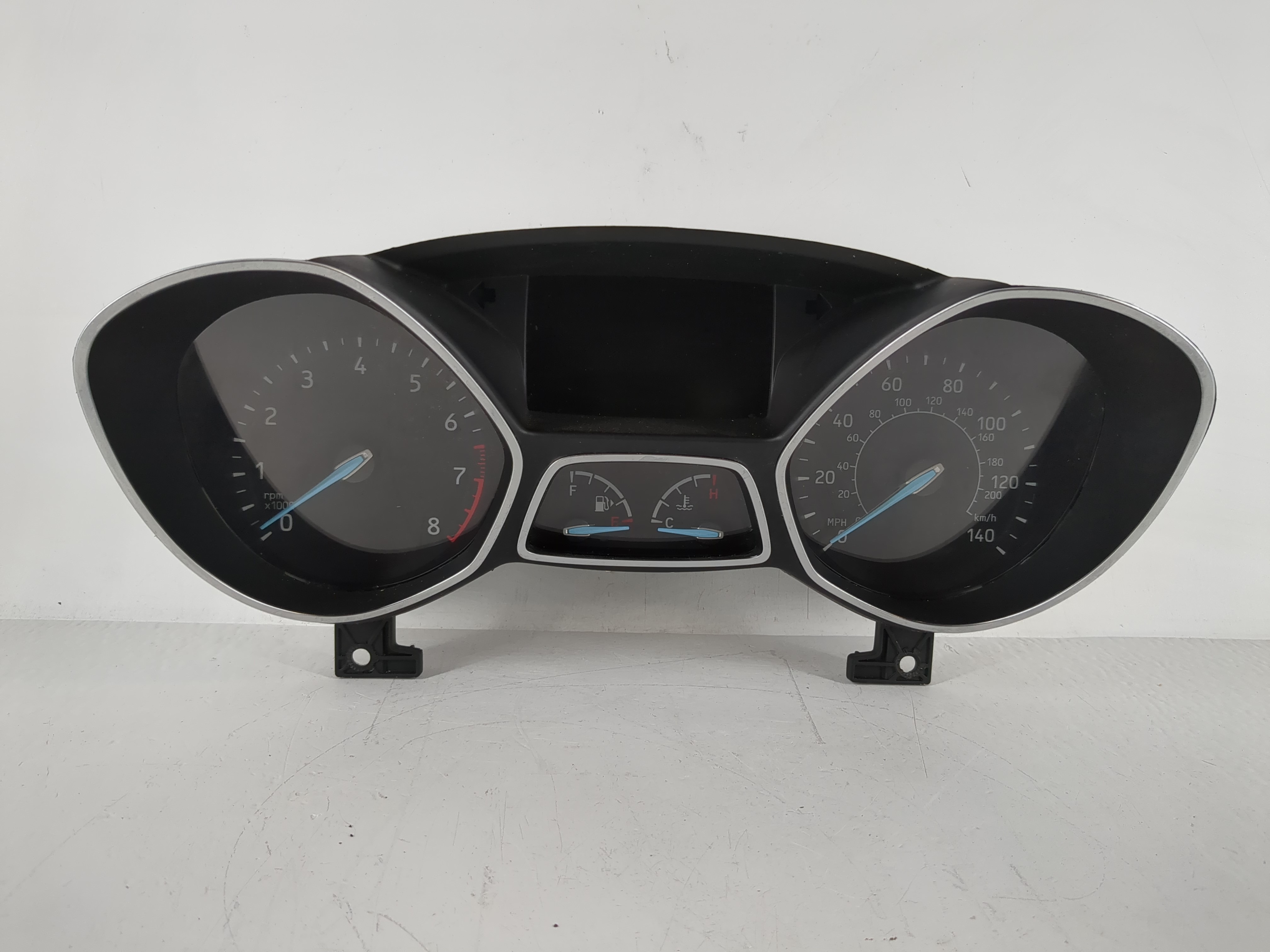 2019-2019 Ford Escape Speedometer Instrument Cluster Gauges 5kta94107a 1172923 - Oemusedautoparts1.com