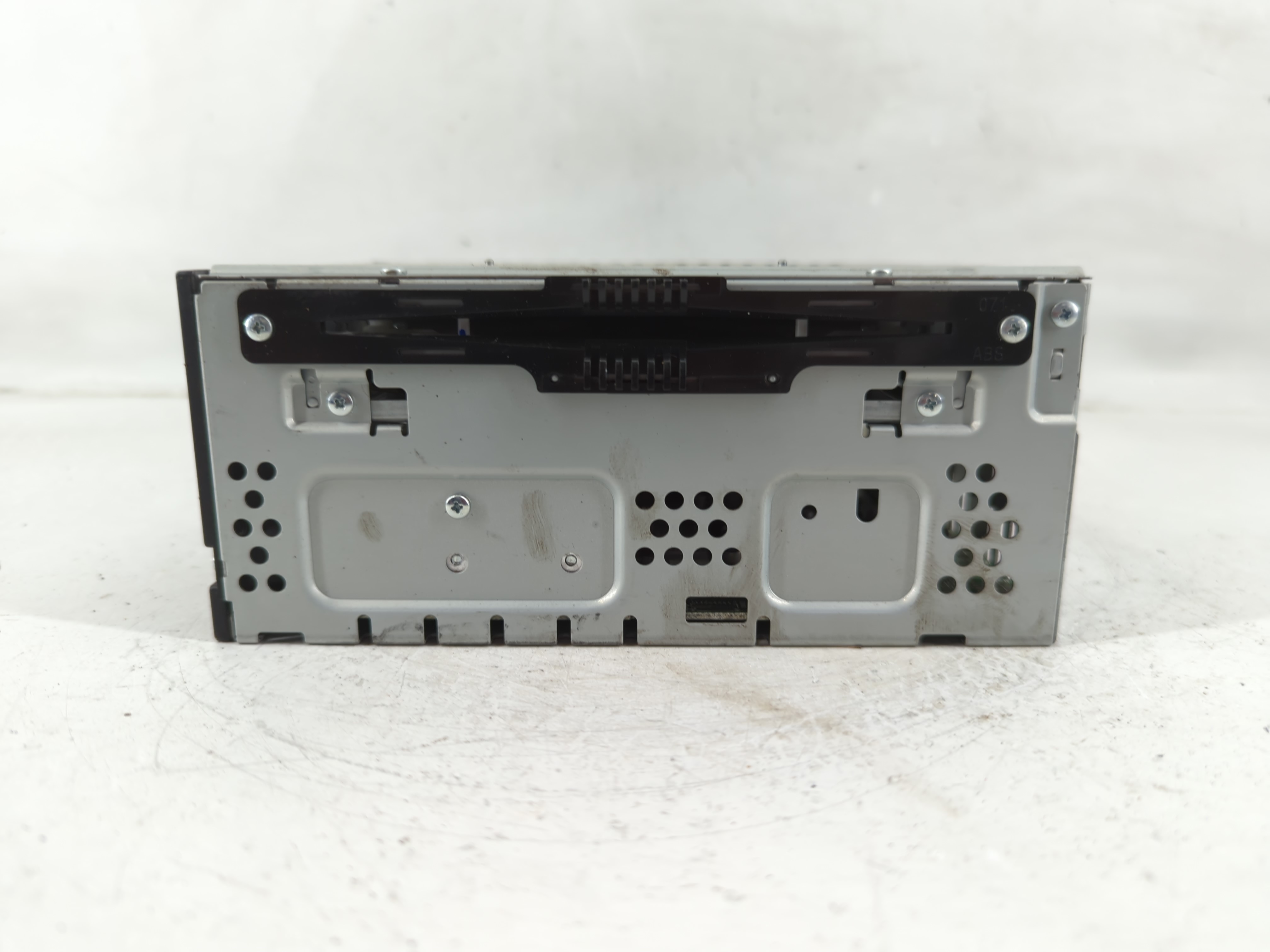 2013-2015 Ford Escape Am Fm Cd Player Radio Receiver 1172984 - Oemusedautoparts1.com