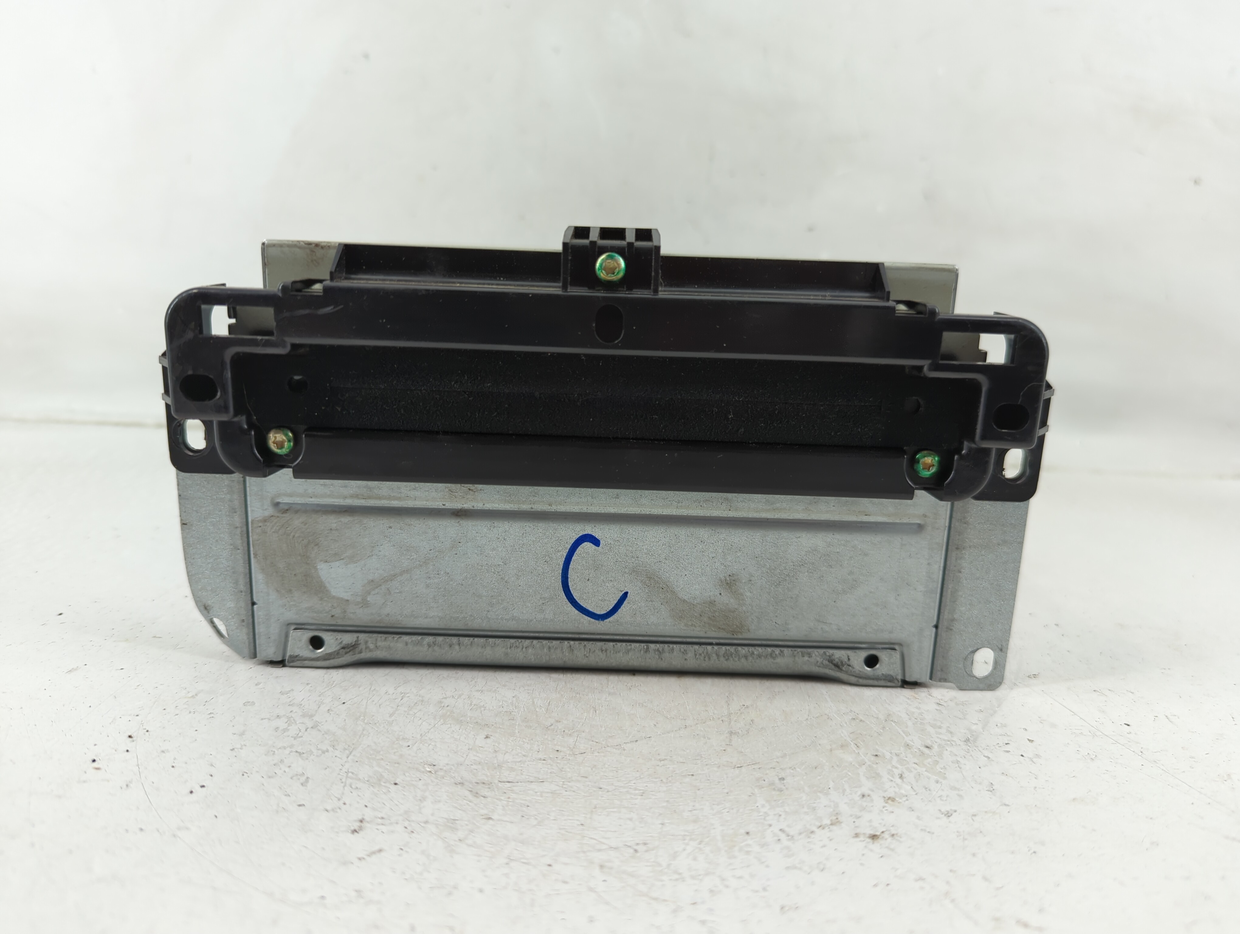 Picture of 2012-2013 Chrysler 300 Am Fm Cd Player Radio Receiver 1173011