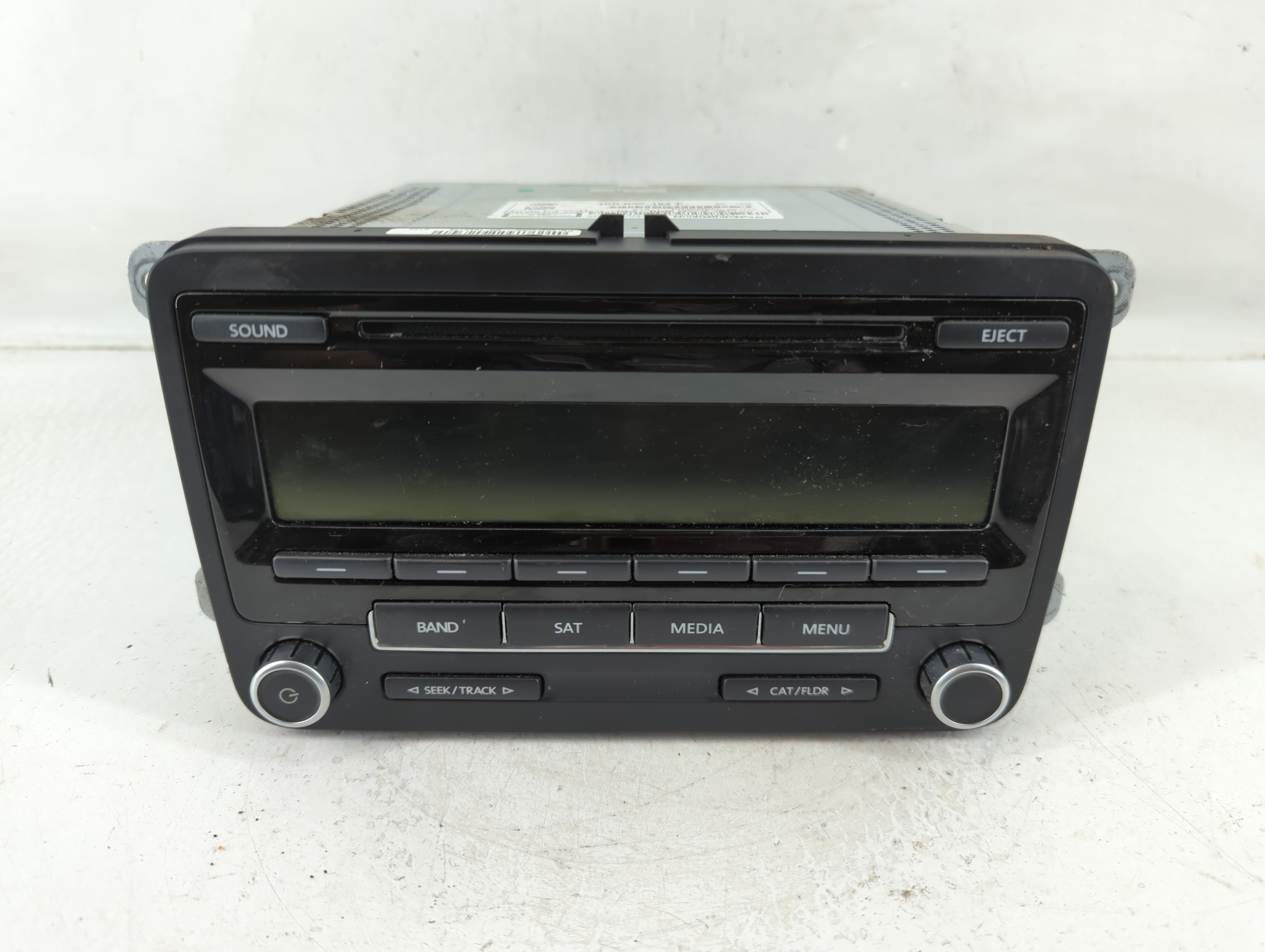 Picture of 2011-2014 Volkswagen Jetta Am Fm Cd Player Radio Receiver 1173199