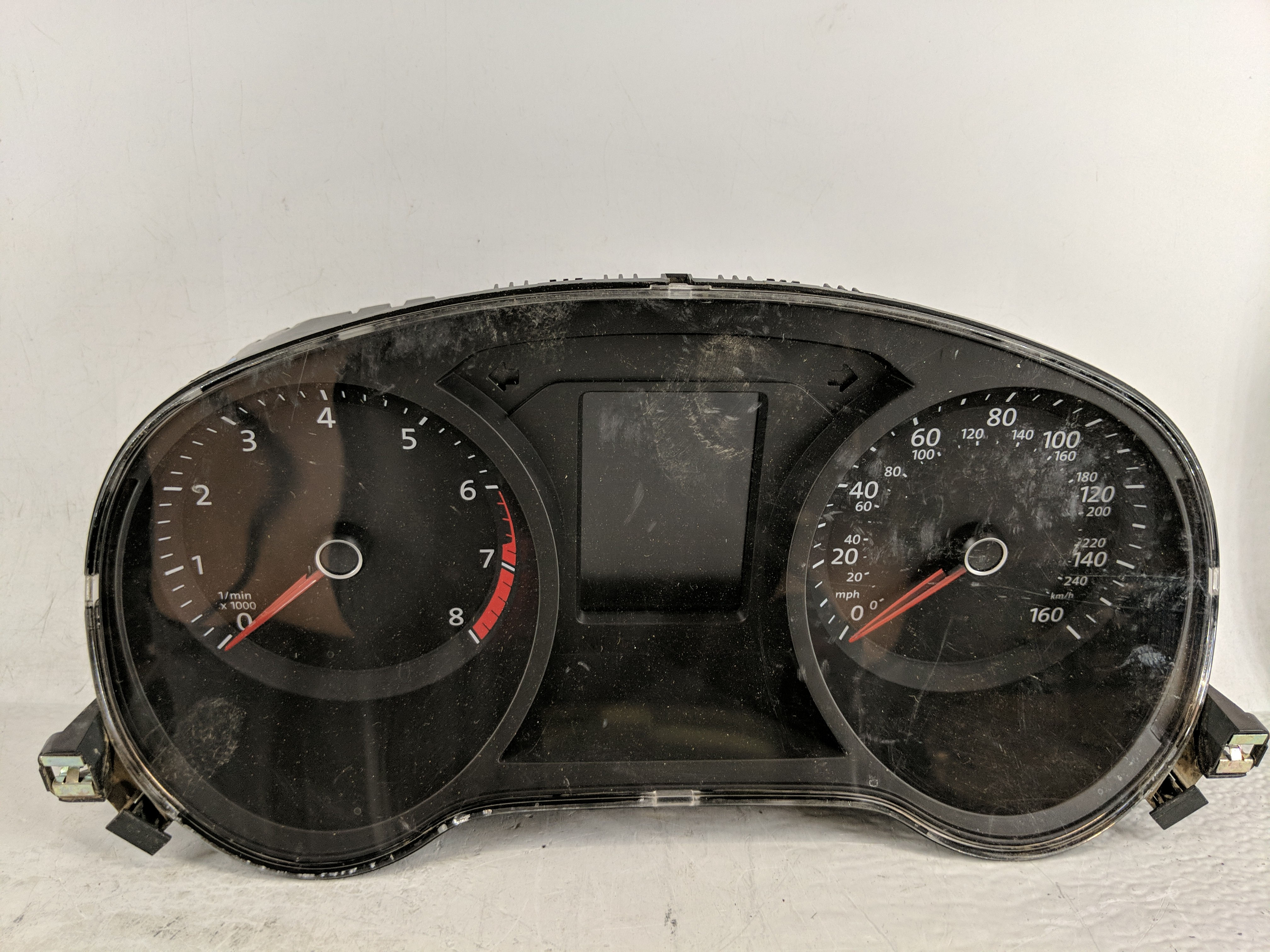 2015-2017 Volkswagen Jetta Speedometer Instrument Cluster Gauges 1173214 - Oemusedautoparts1.com