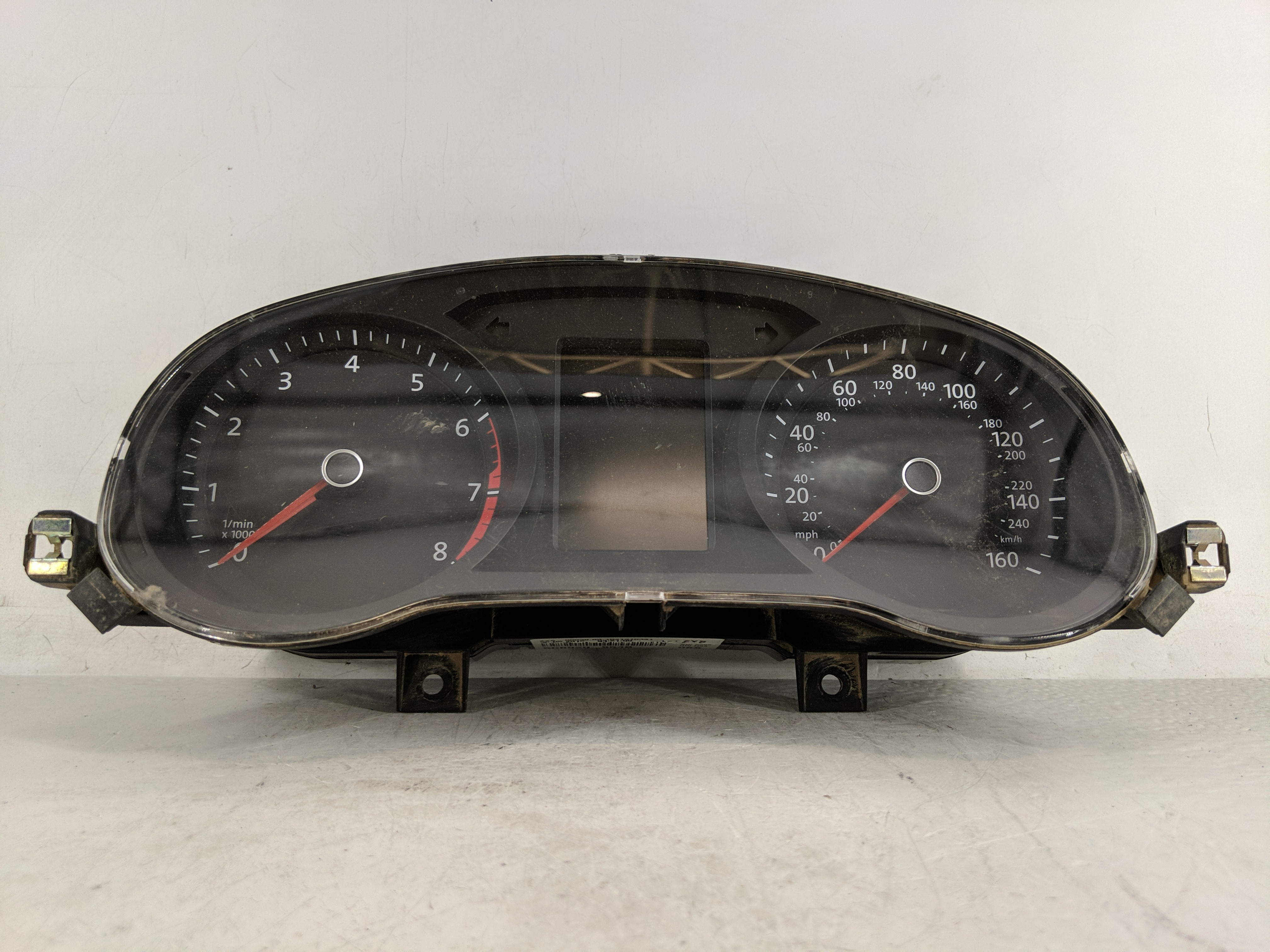 2015-2017 Volkswagen Jetta Speedometer Instrument Cluster Gauges 1173216 - Oemusedautoparts1.com