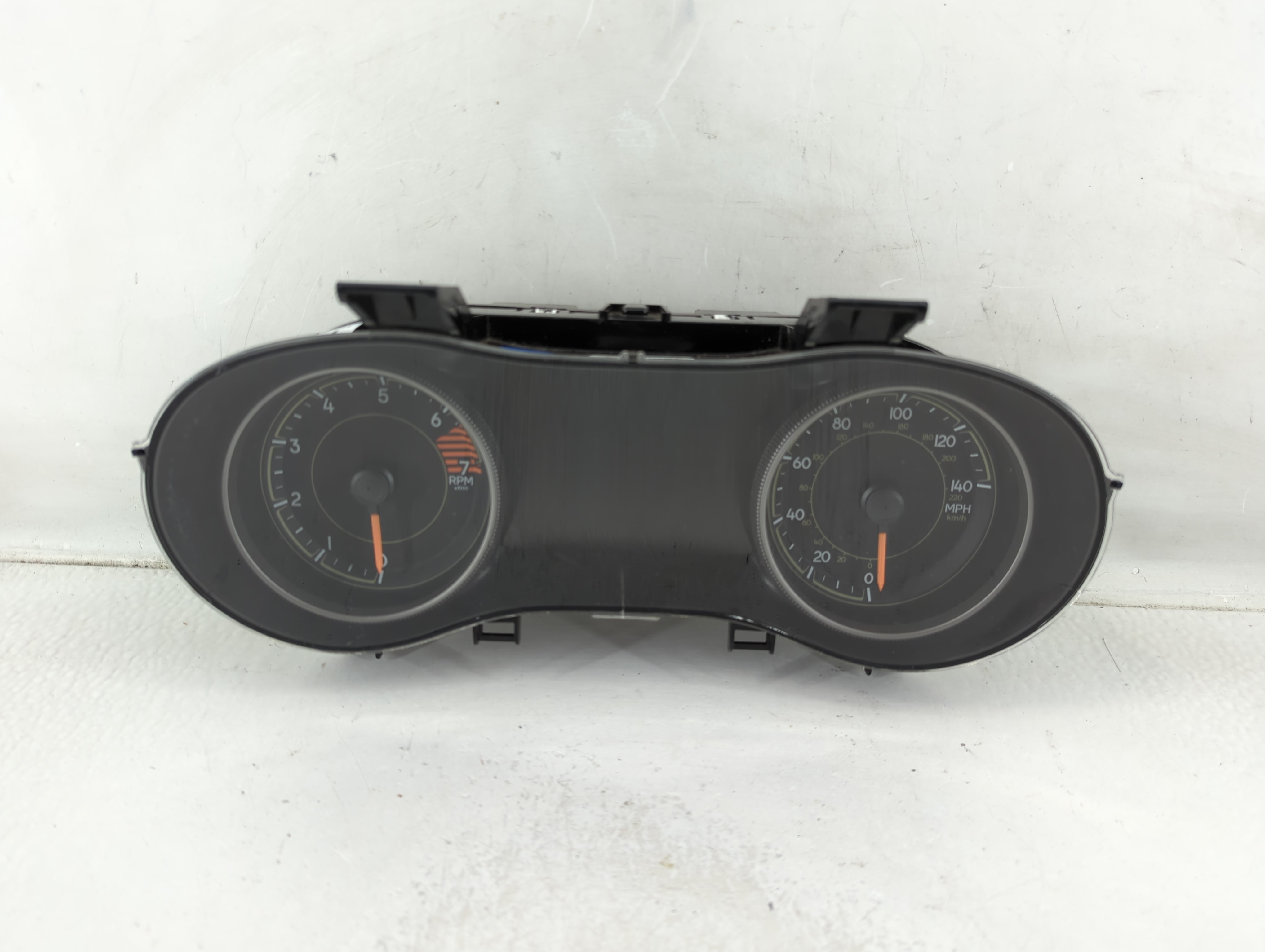 2016-2016 Jeep Cherokee Speedometer Instrument Cluster Gauges 1173252 - Oemusedautoparts1.com