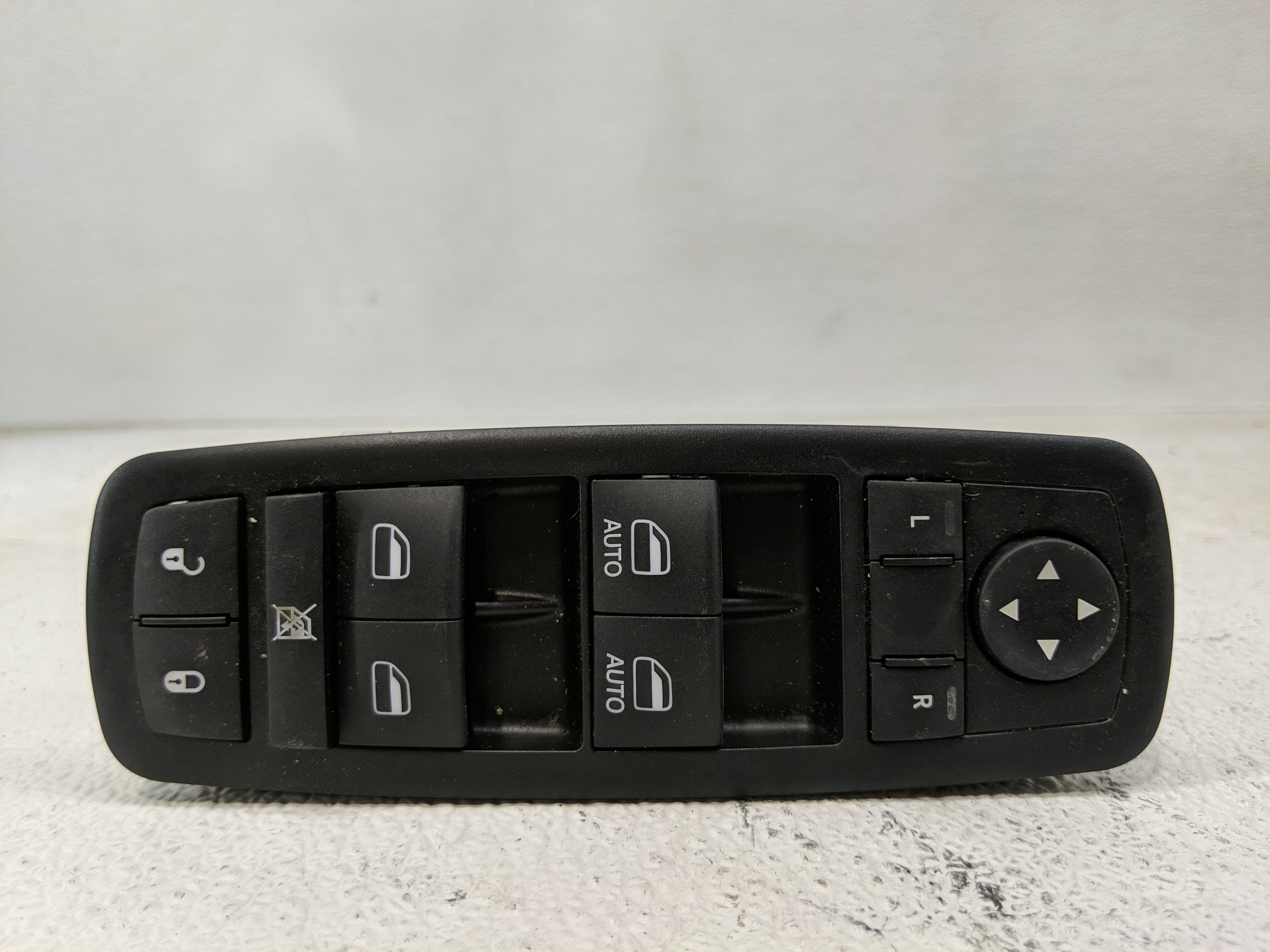 Picture of 2015-2017 Chrysler 200 Driver Left Door Master Power Window Switch 1173262