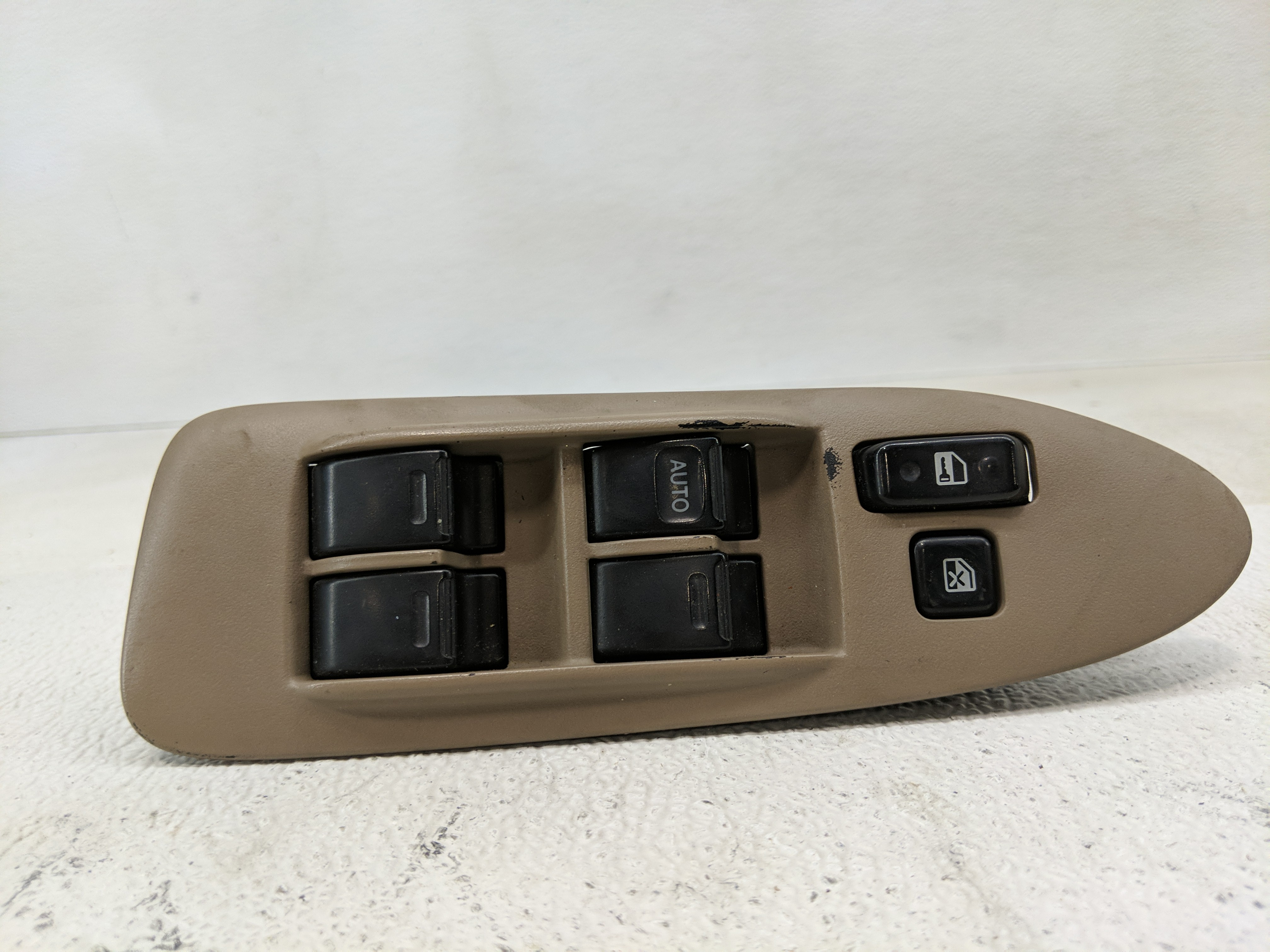Picture of 2000-2001 Toyota Camry Driver Left Door Master Power Window Switch 1173267