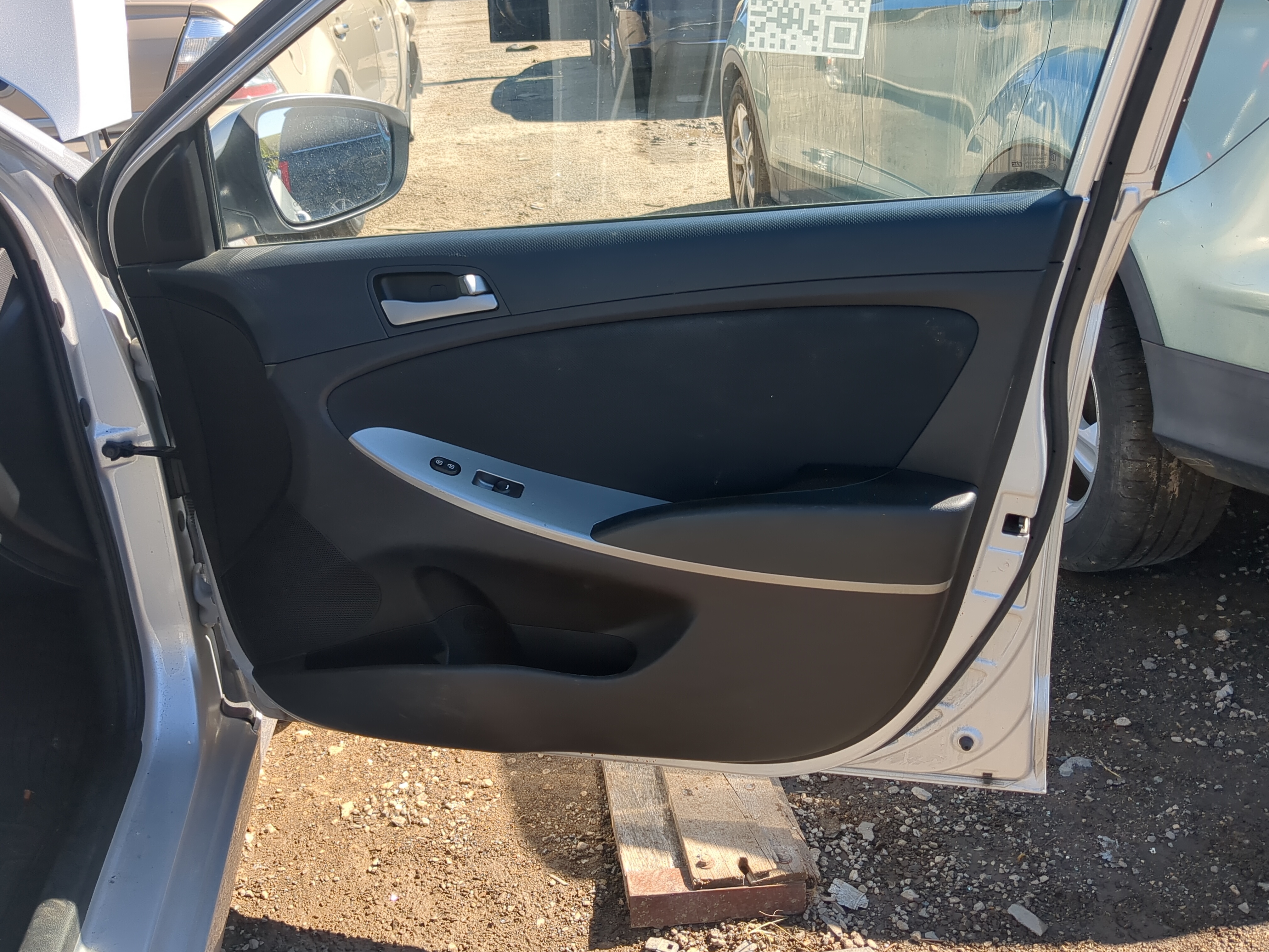 Picture of 2015 Hyundai Accent Front Right Passenger Interior Door Panel Trim 1173296