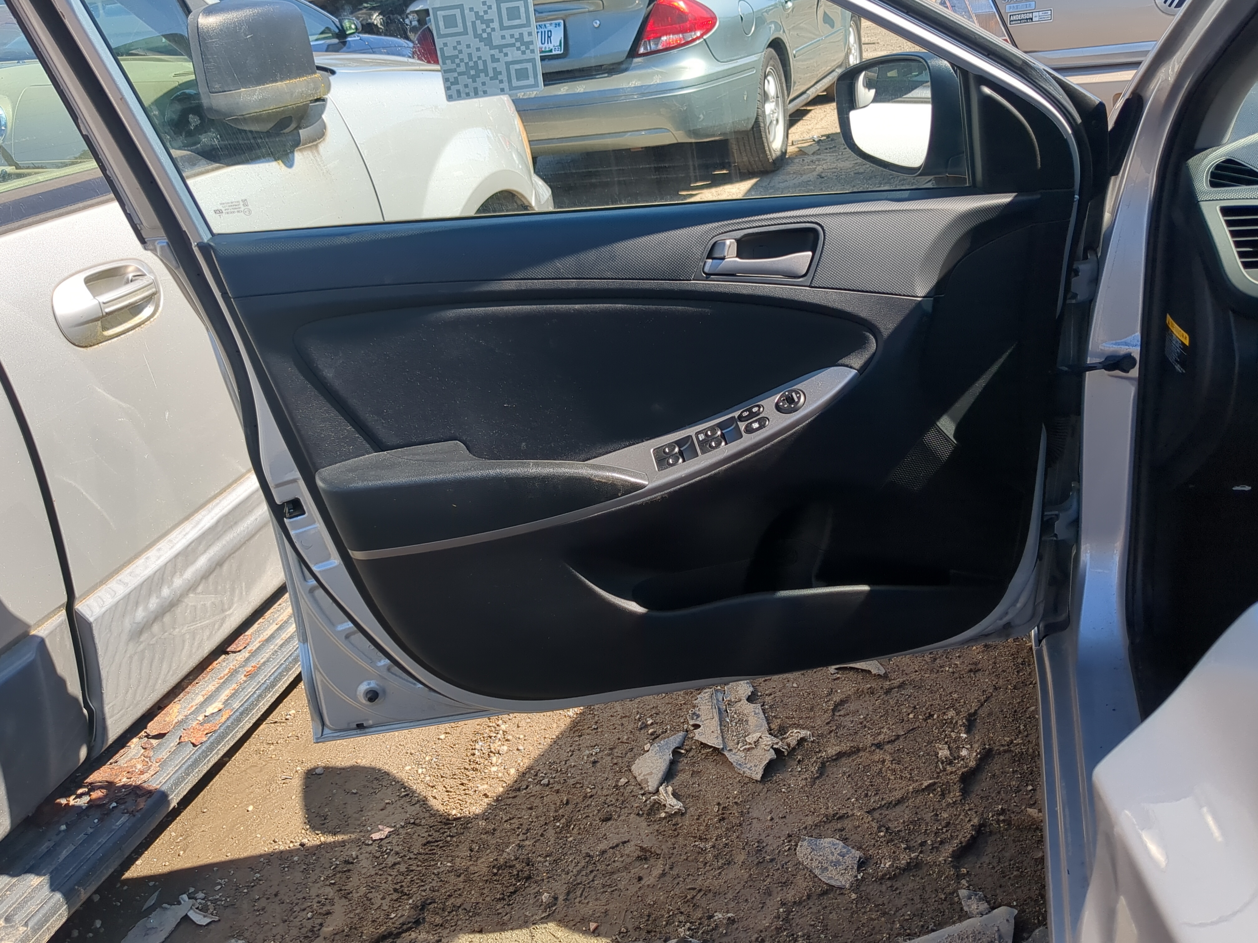 Picture of 2015 Hyundai Accent Front Left Driver Interior Door Panel Trim 1173301