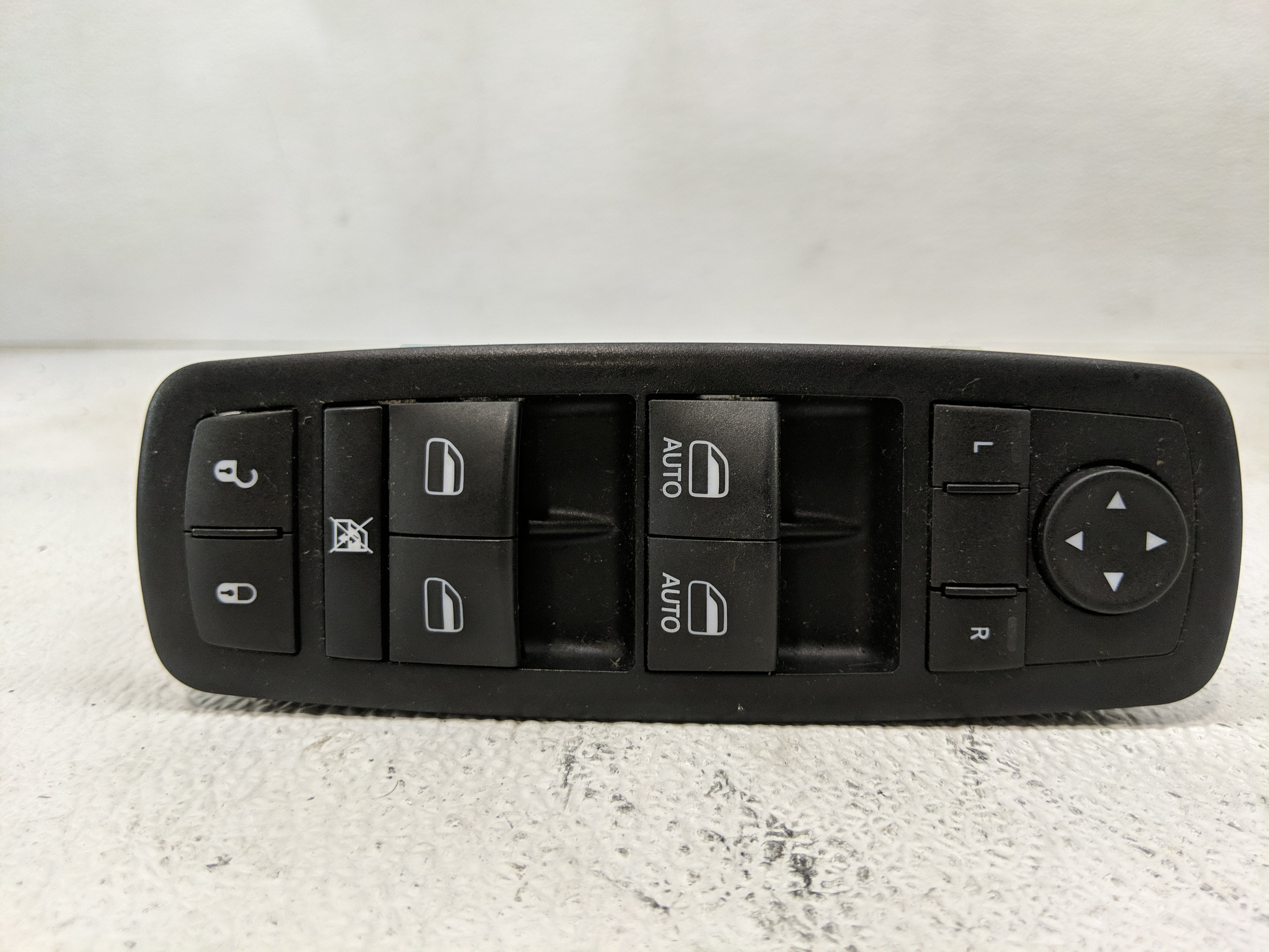 Picture of 2017-2022 Chrysler Pacifica Driver Left Door Master Power Window Switch 1173427