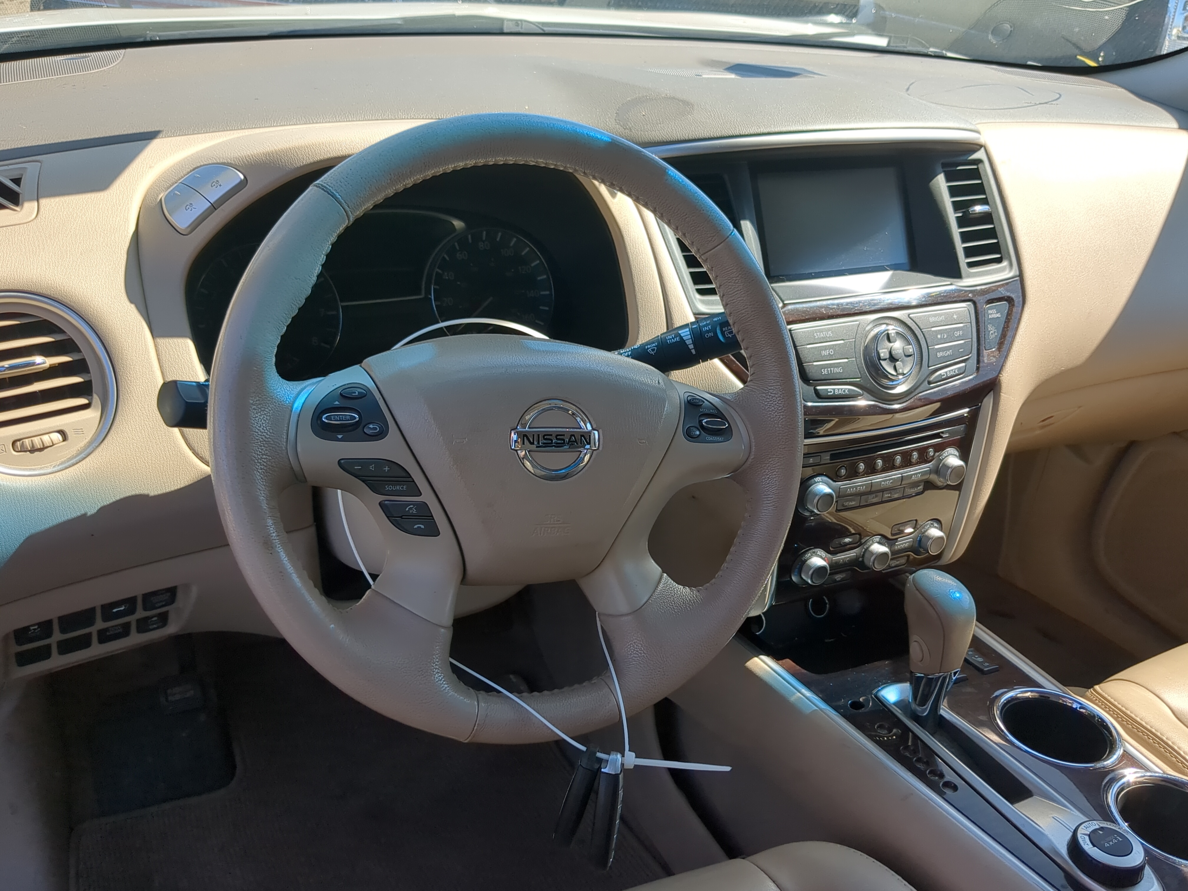2013-2013 Nissan Pathfinder Air Bag Driver Left Steering Wheel Mounted 1173515 - Oemusedautoparts1.com