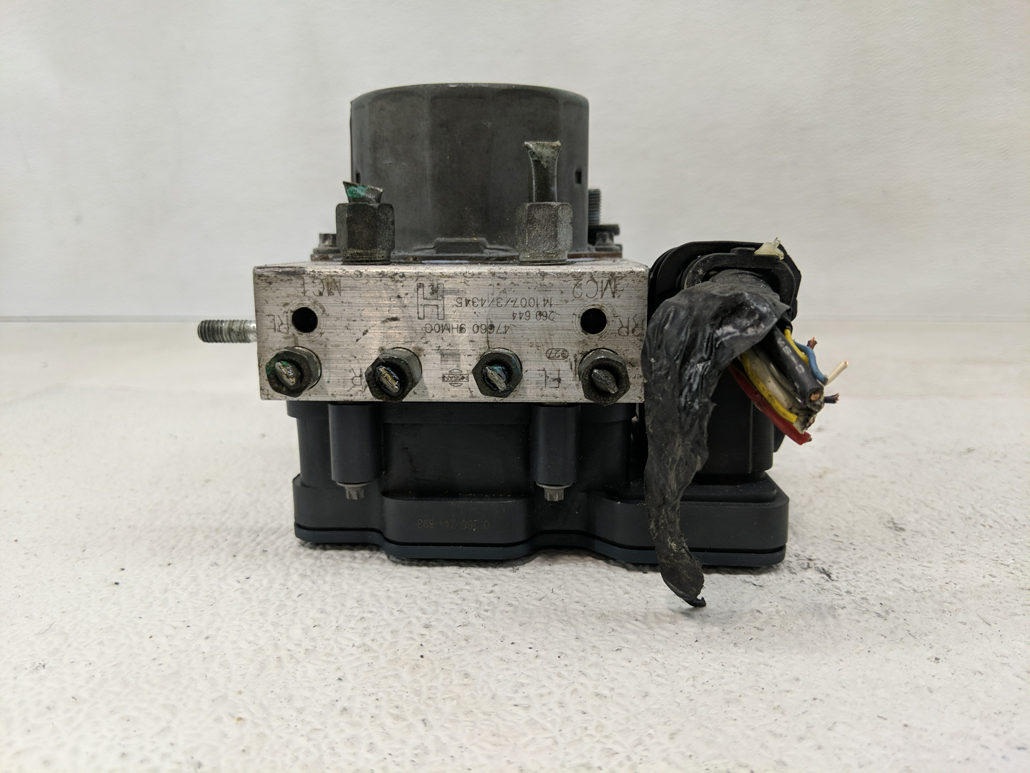 2013-2015 Nissan Altima Abs Pump Control Module 1173628 - Oemusedautoparts1.com