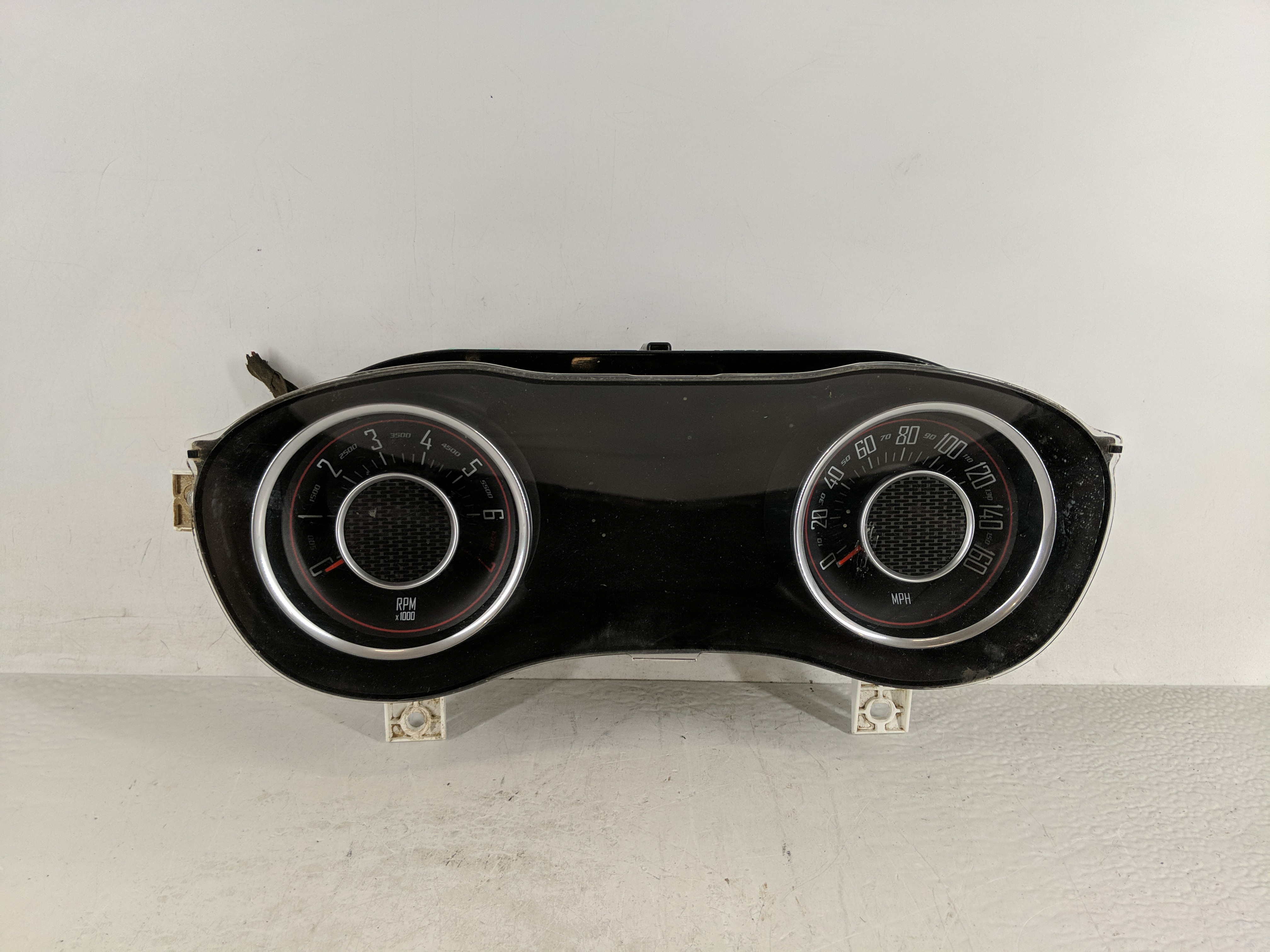 2016-2016 Dodge Challenger Speedometer Instrument Cluster Gauges 1173648 - Oemusedautoparts1.com