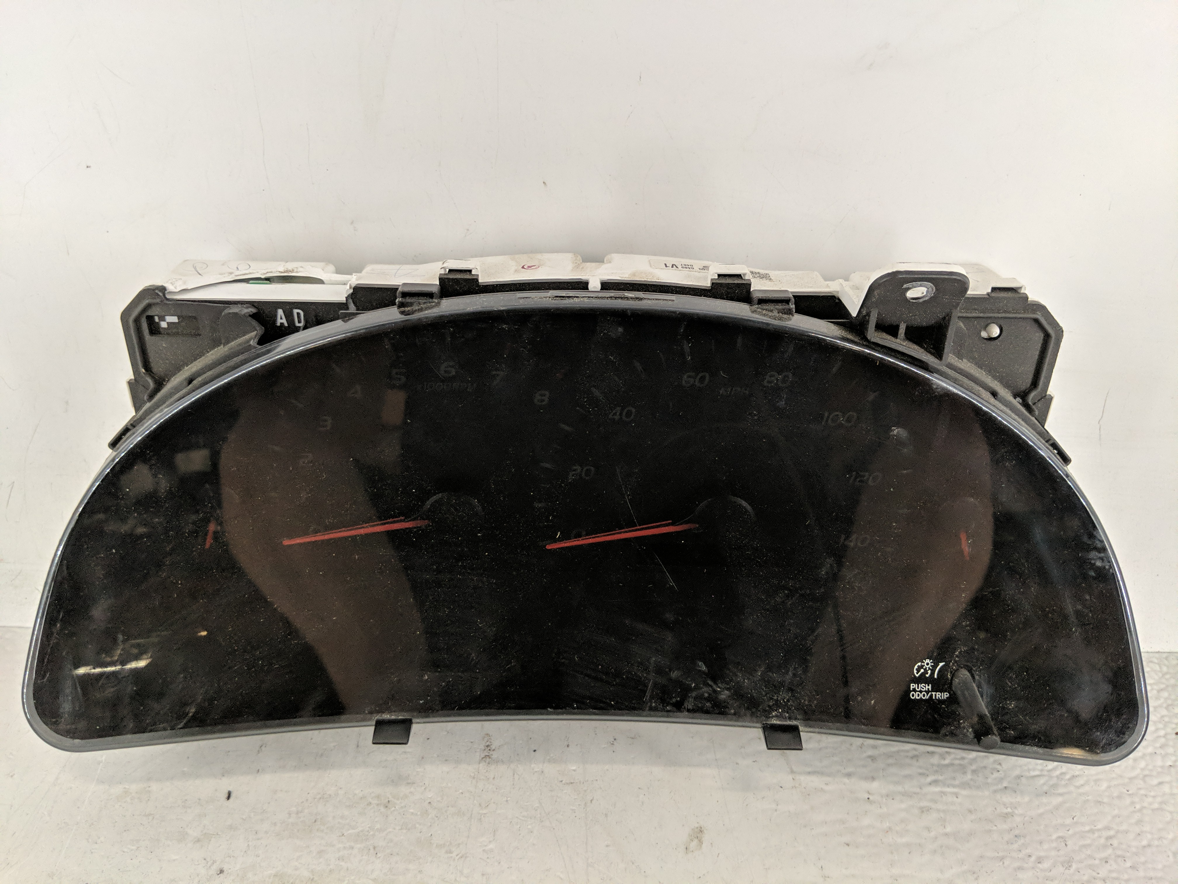 2010-2011 Toyota Camry Speedometer Instrument Cluster Gauges 83800-06v10 1173660 - Oemusedautoparts1.com