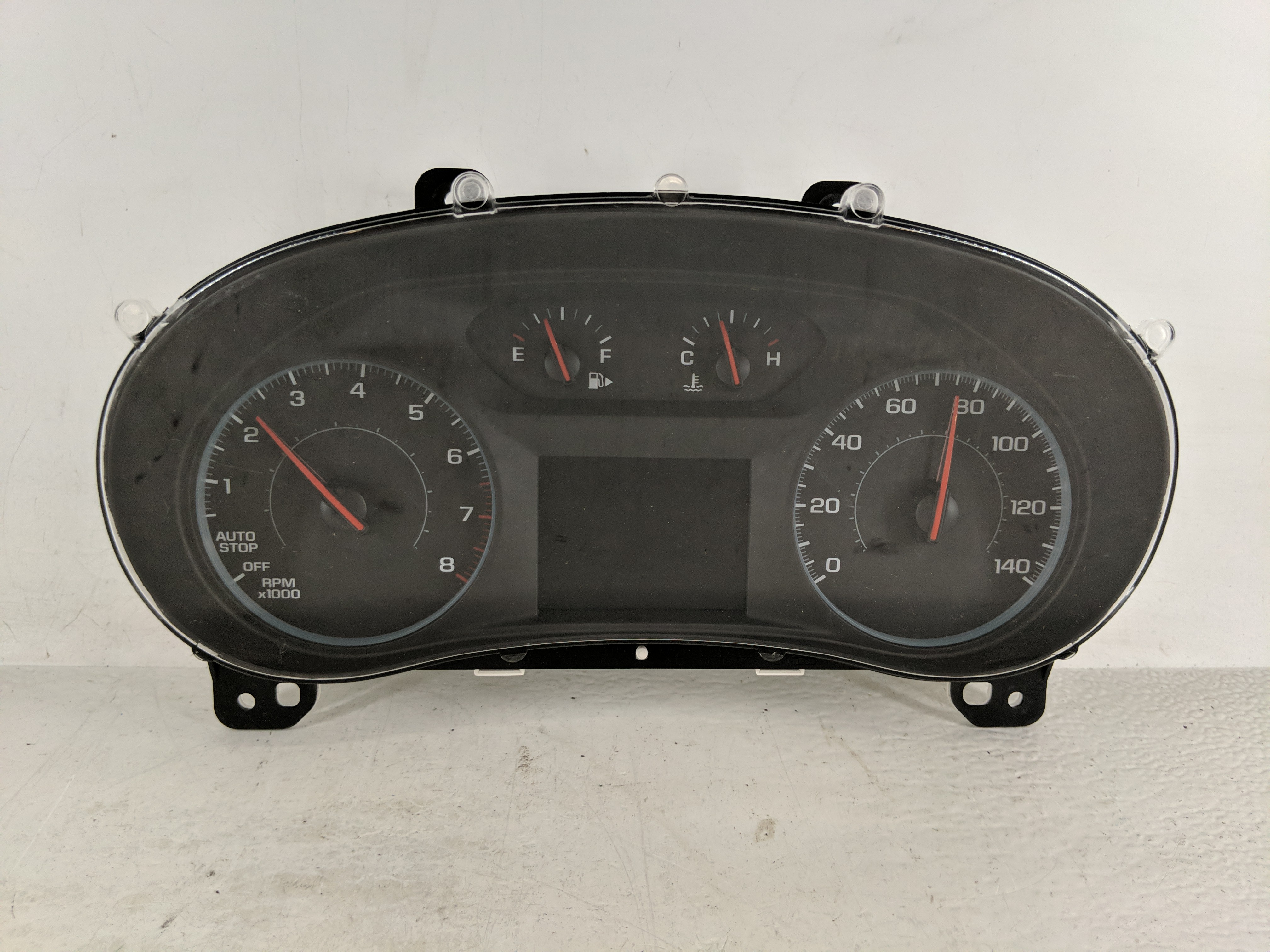 2017-2018 Chevrolet Malibu Speedometer Instrument Cluster Gauges 1173665 - Oemusedautoparts1.com