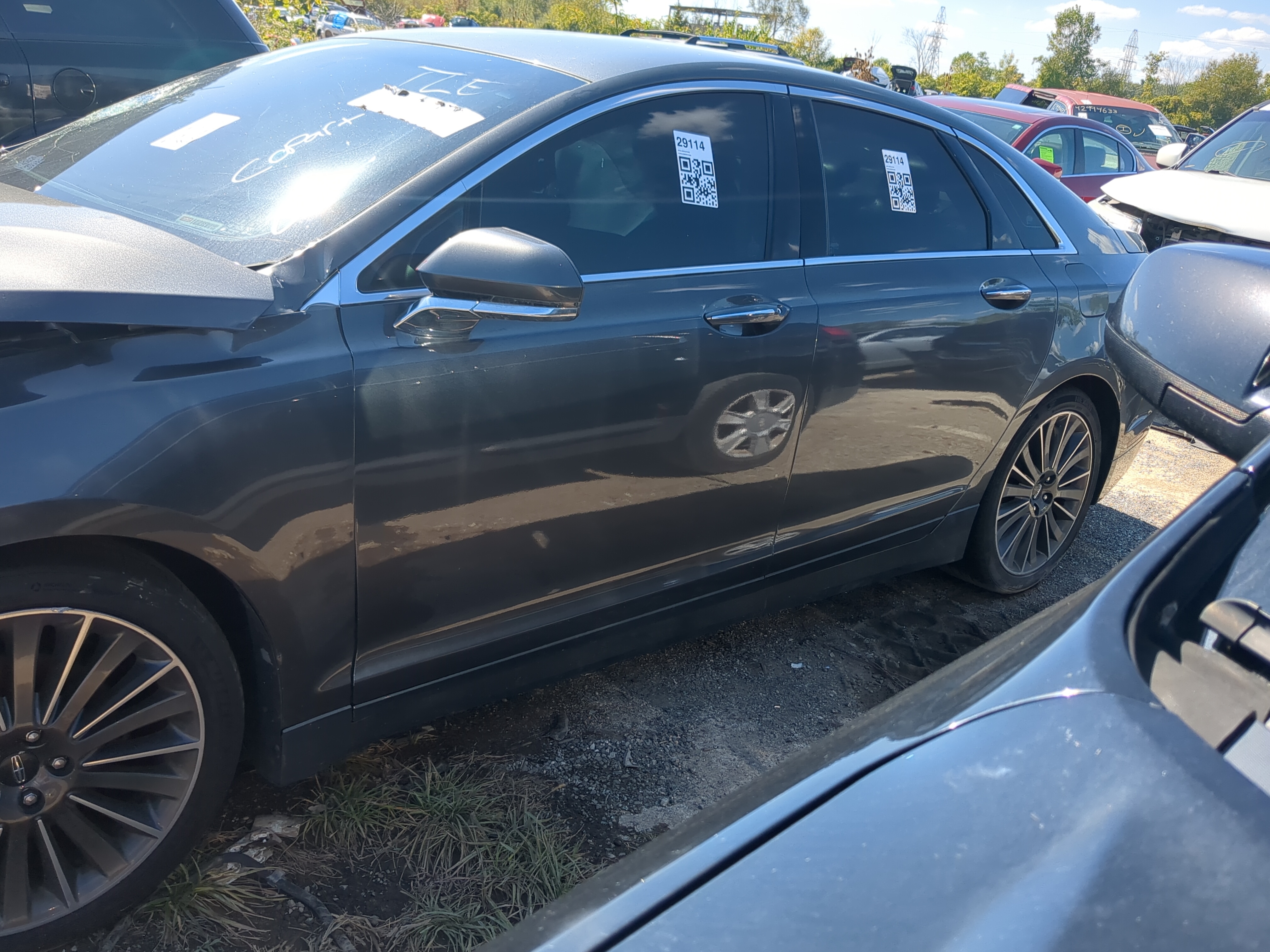 2013-2016 Lincoln Mkz Driver Front Door Oem 1173762 - Oemusedautoparts1.com