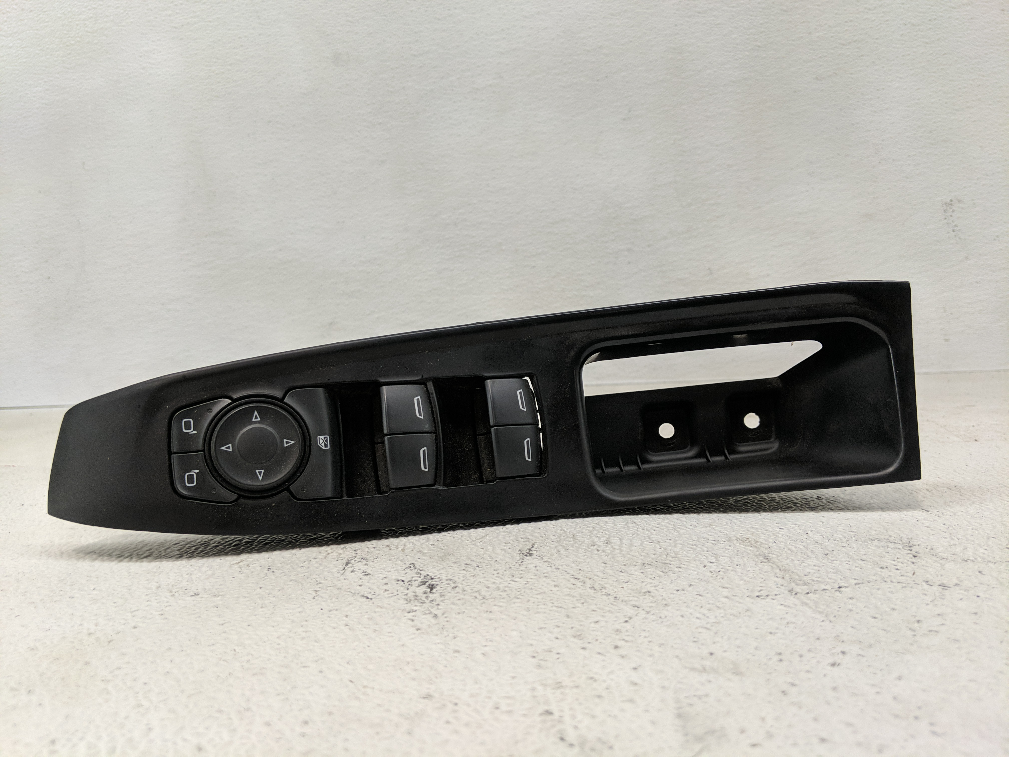 Picture of 2018-2022 Chevrolet Traverse Driver Left Door Master Power Window Switch 1173857