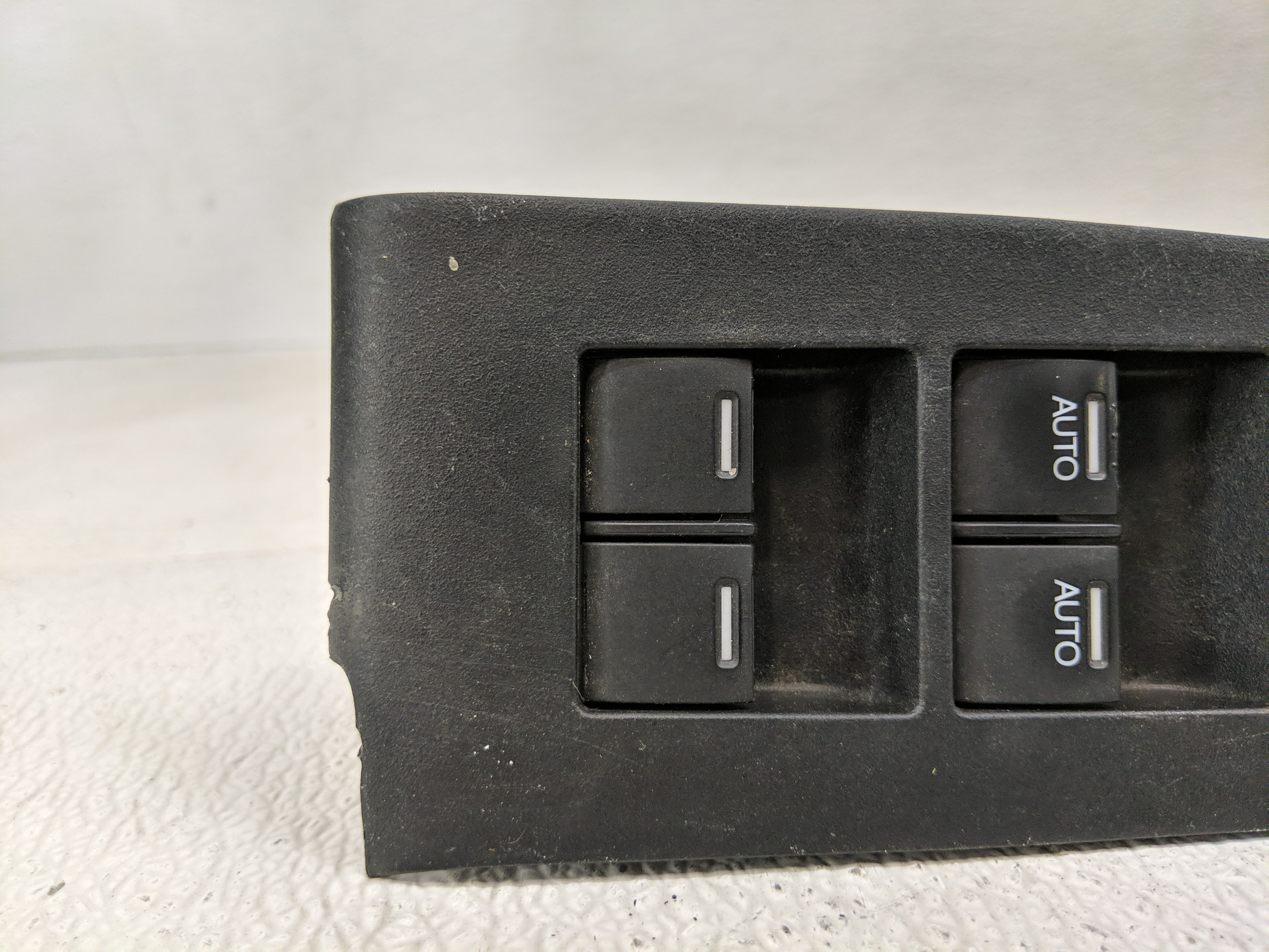 Picture of 2014-2017 Honda Odyssey Driver Left Door Master Power Window Switch 1173859