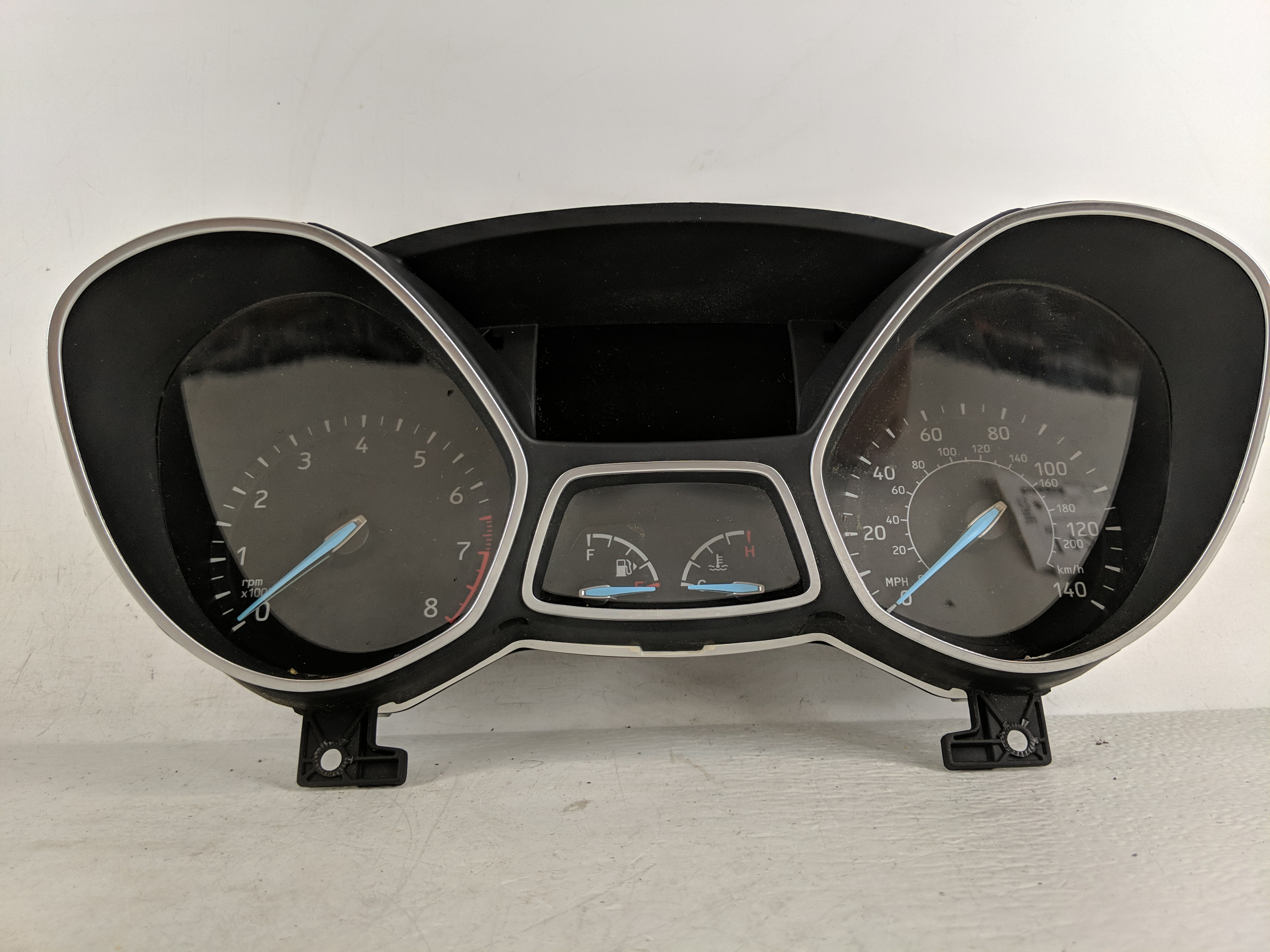2017-2017 Ford Escape Speedometer Instrument Cluster Gauges 1173886 - Oemusedautoparts1.com